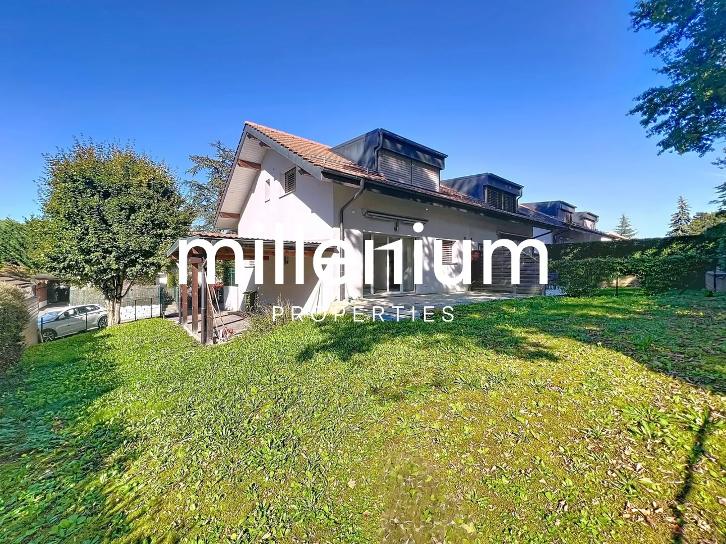 Charming Villa in Chambésy - Photo 1 of 14