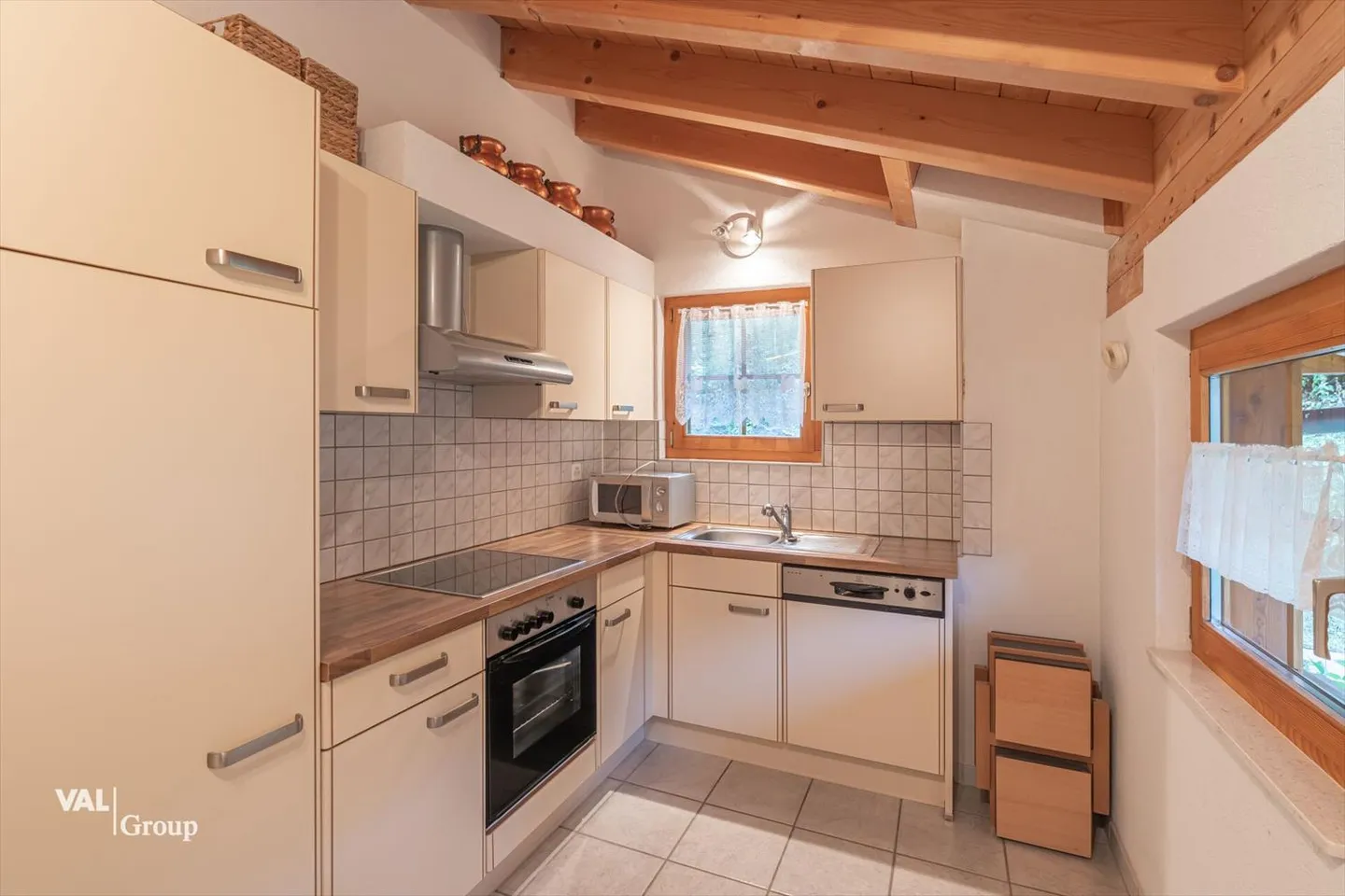 Maison multifamiliale spacieuse dans la verdure - Photo 3 sur 13