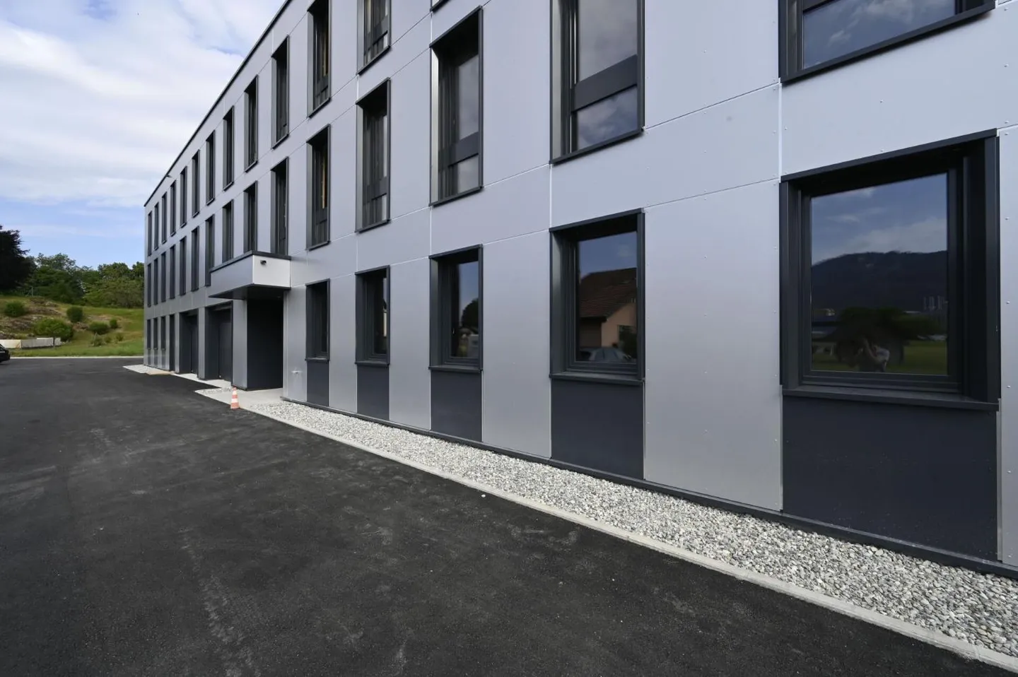 Espace mixte moderne - Photo 5 sur 9