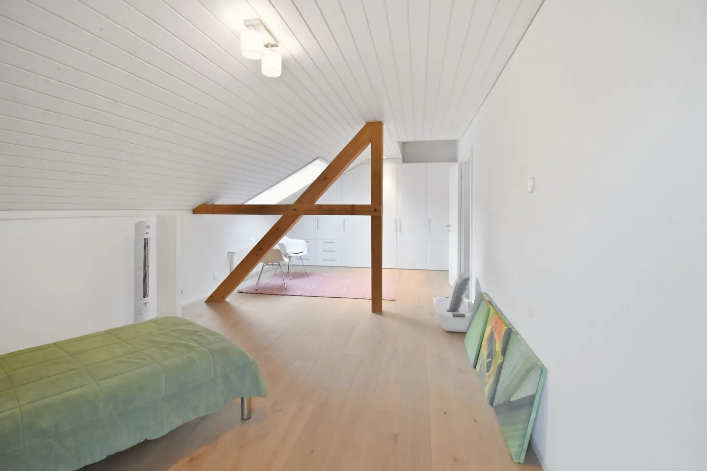 Tanto spazio per nuove idee - Casa bifamiliare con ampio spazio circostante - Foto 10 di 19