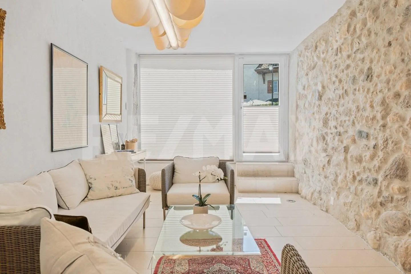 Au centre du village: 207 m² habitables, 5,5 pièces - Photo 4 sur 13