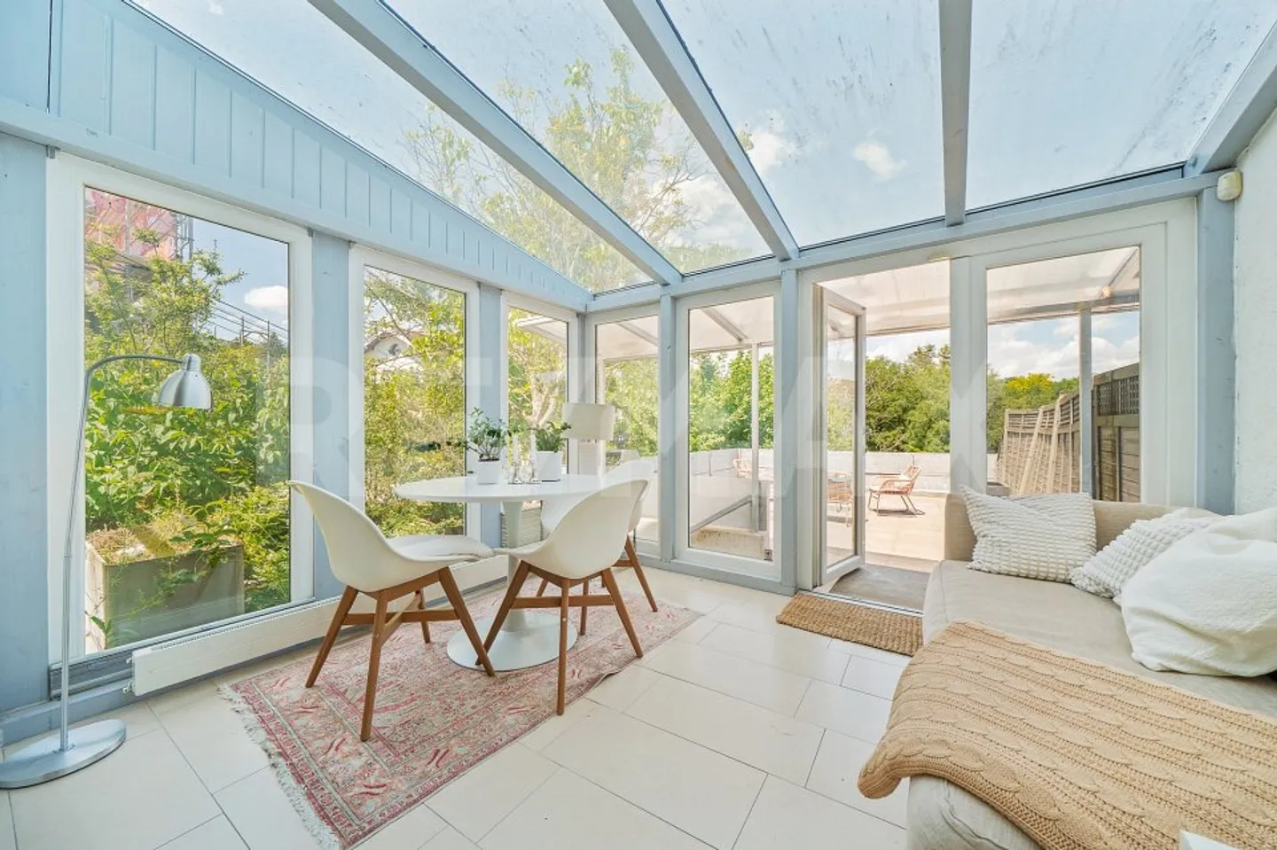 Au centre du village: 207 m² habitables, 5,5 pièces - Photo 10 sur 13