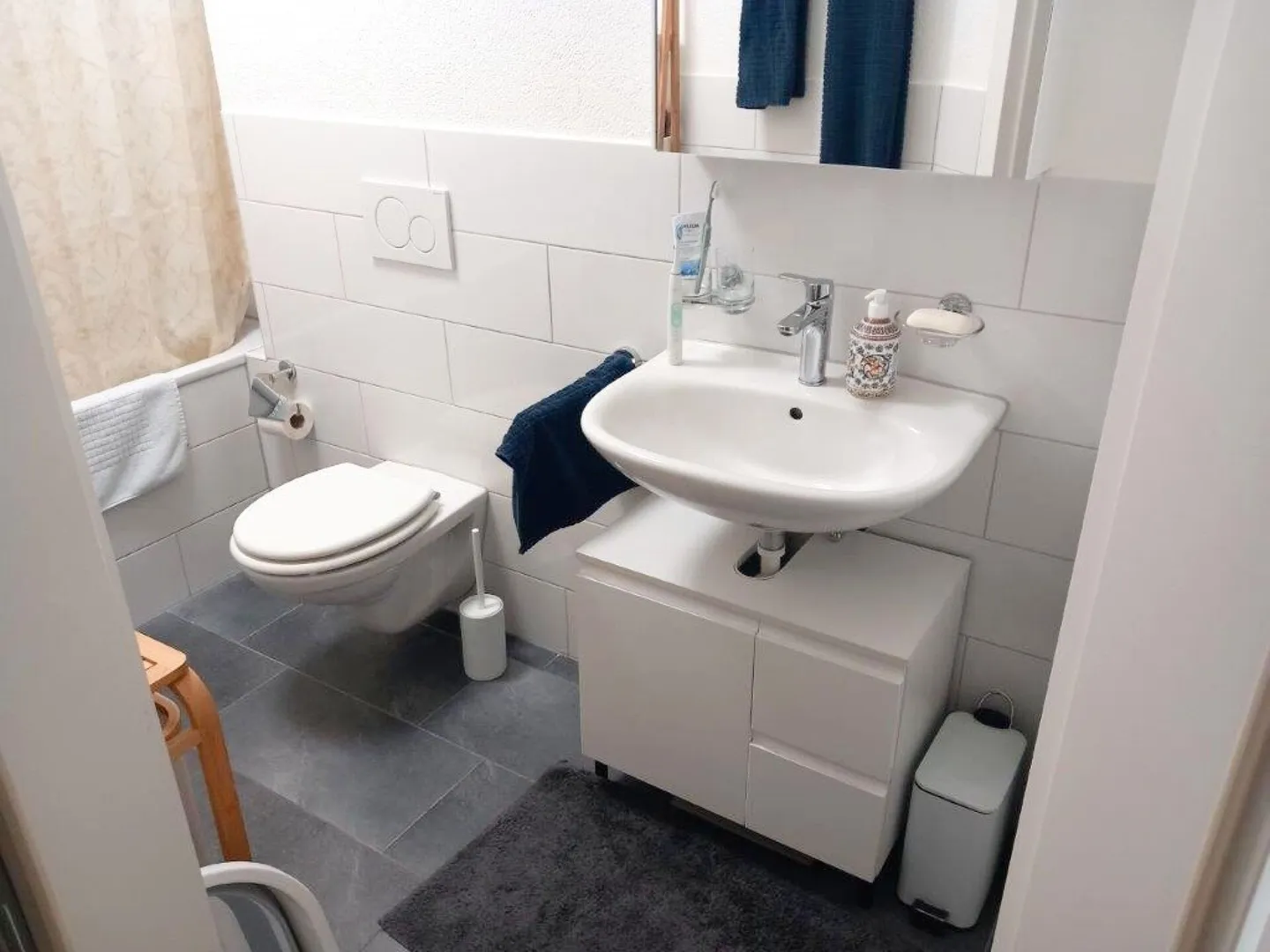 Appartamento arredato di 2,5 locali con balcone - Foto 7 di 11