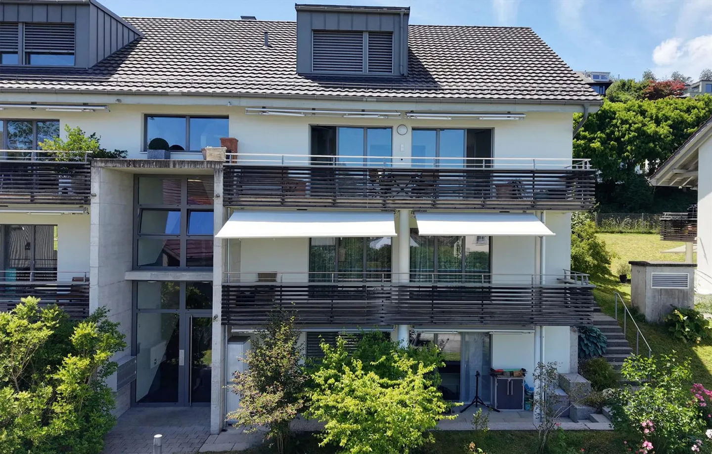 Spazioso su due piani - terrazza, giardino e cabina armadio - Foto 12 di 12