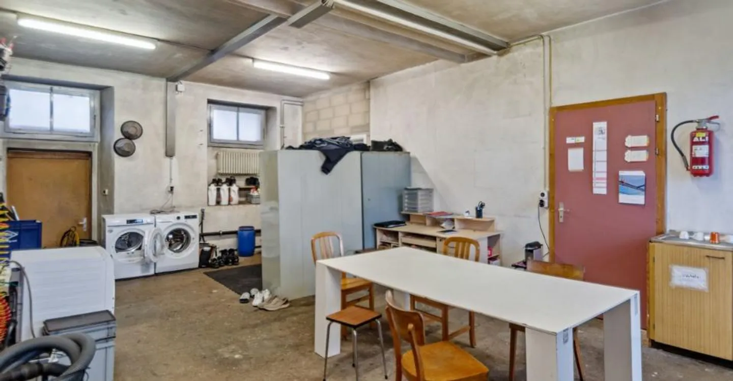 Reihenhaus mit gewerblichen Flächen und großer Terrasse - Foto 10 von 12