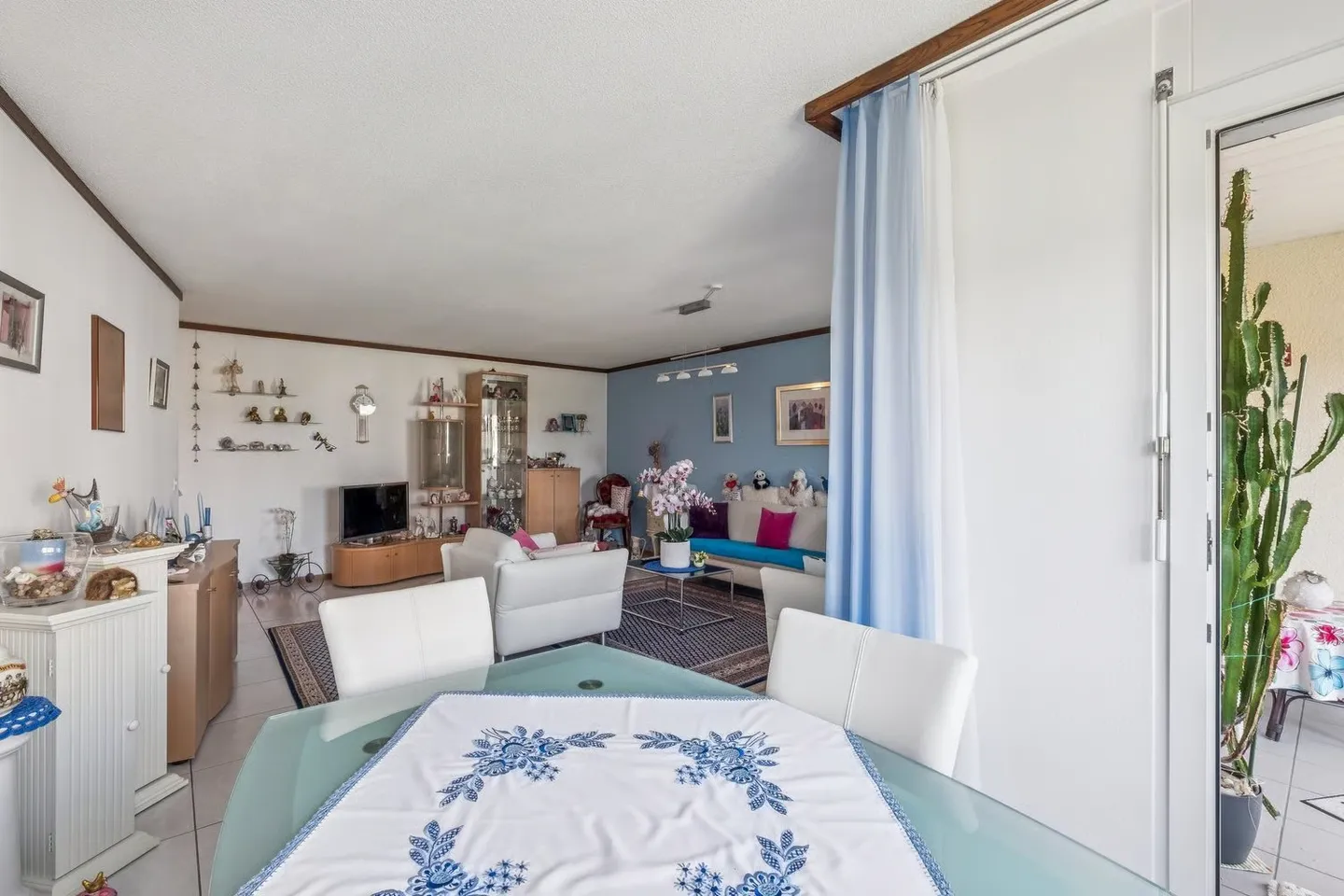 Appartement 3,5 pièces bien entretenu - Un chez-soi confortable où vous pouvez vous sentir à l'aise. - Photo 3 sur 13