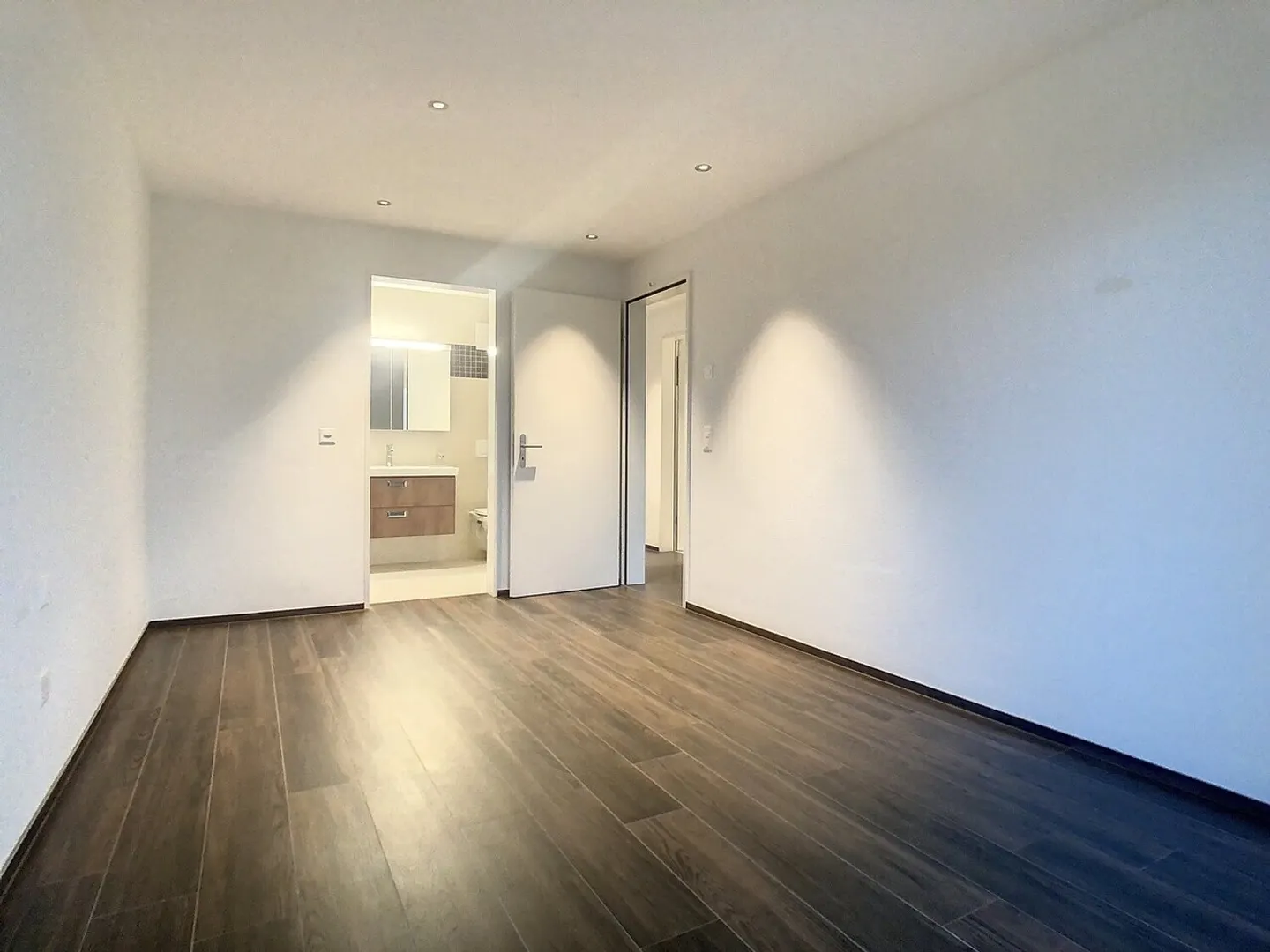Stunning Attic Apartment in Neyruz - Photo 10 of 11