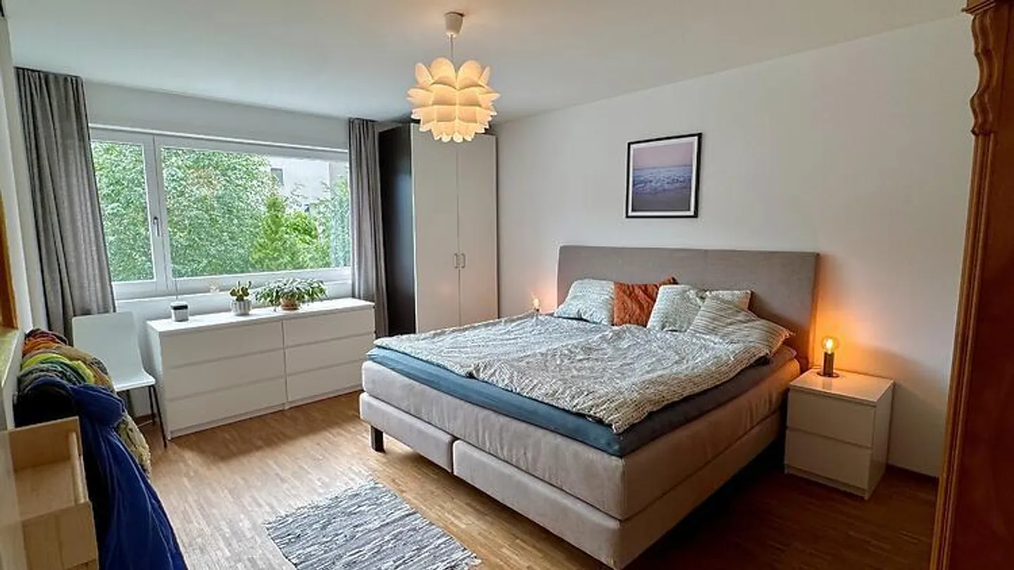 APPARTEMENT 4½ PIÈCES À LUCERNE, MEUBLÉ, TEMPORAIRE - Photo 3 sur 9