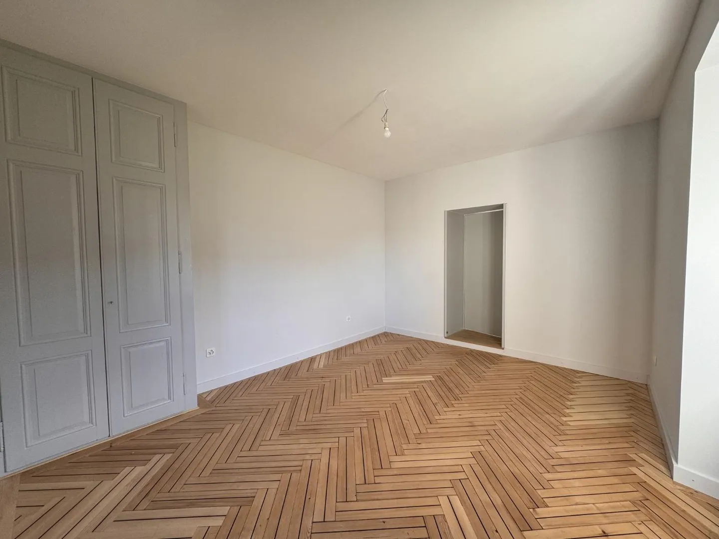Appartement Charmant avec Jardin - Photo 6 sur 13