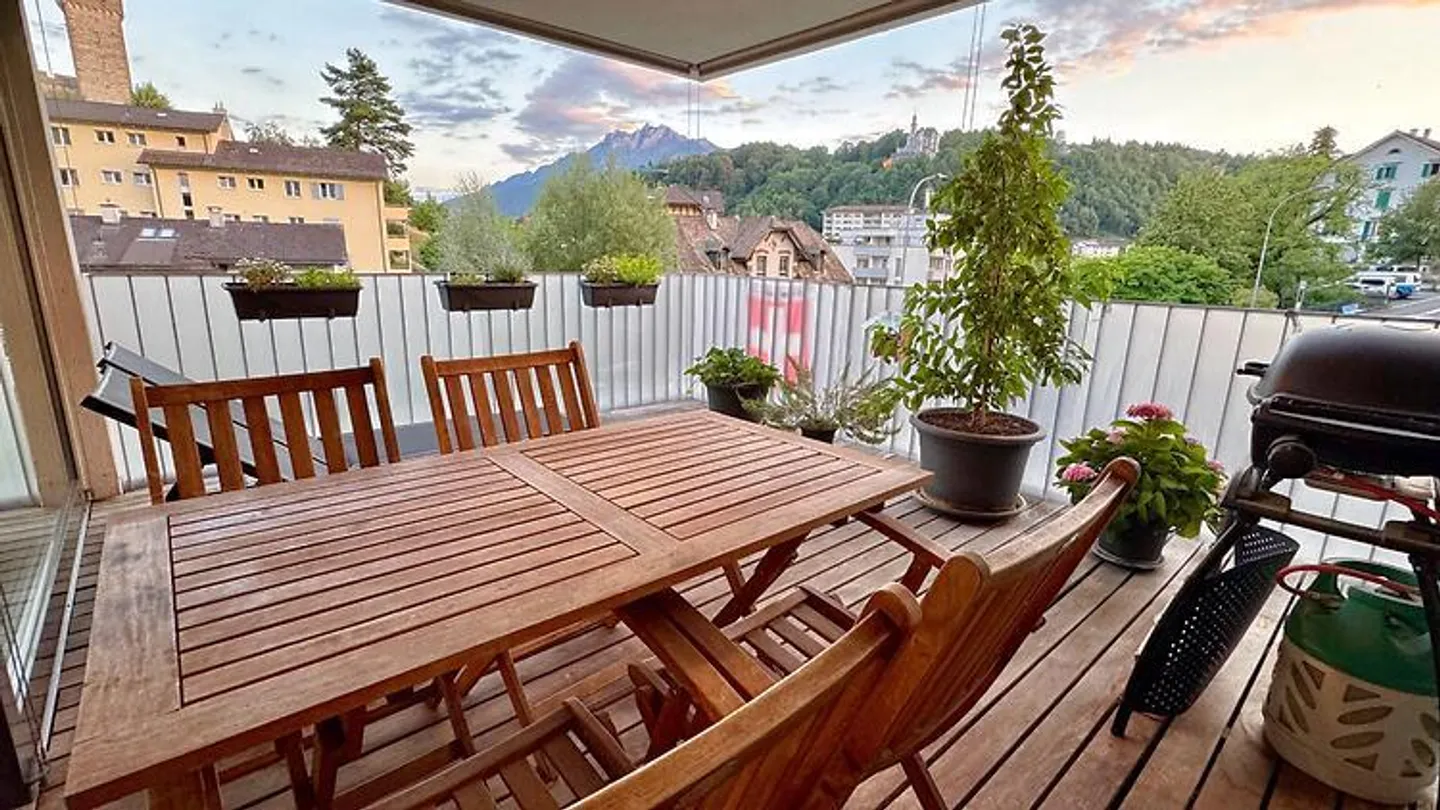 APPARTEMENT 4½ PIÈCES À LUCERNE, MEUBLÉ, TEMPORAIRE - Photo 9 sur 9