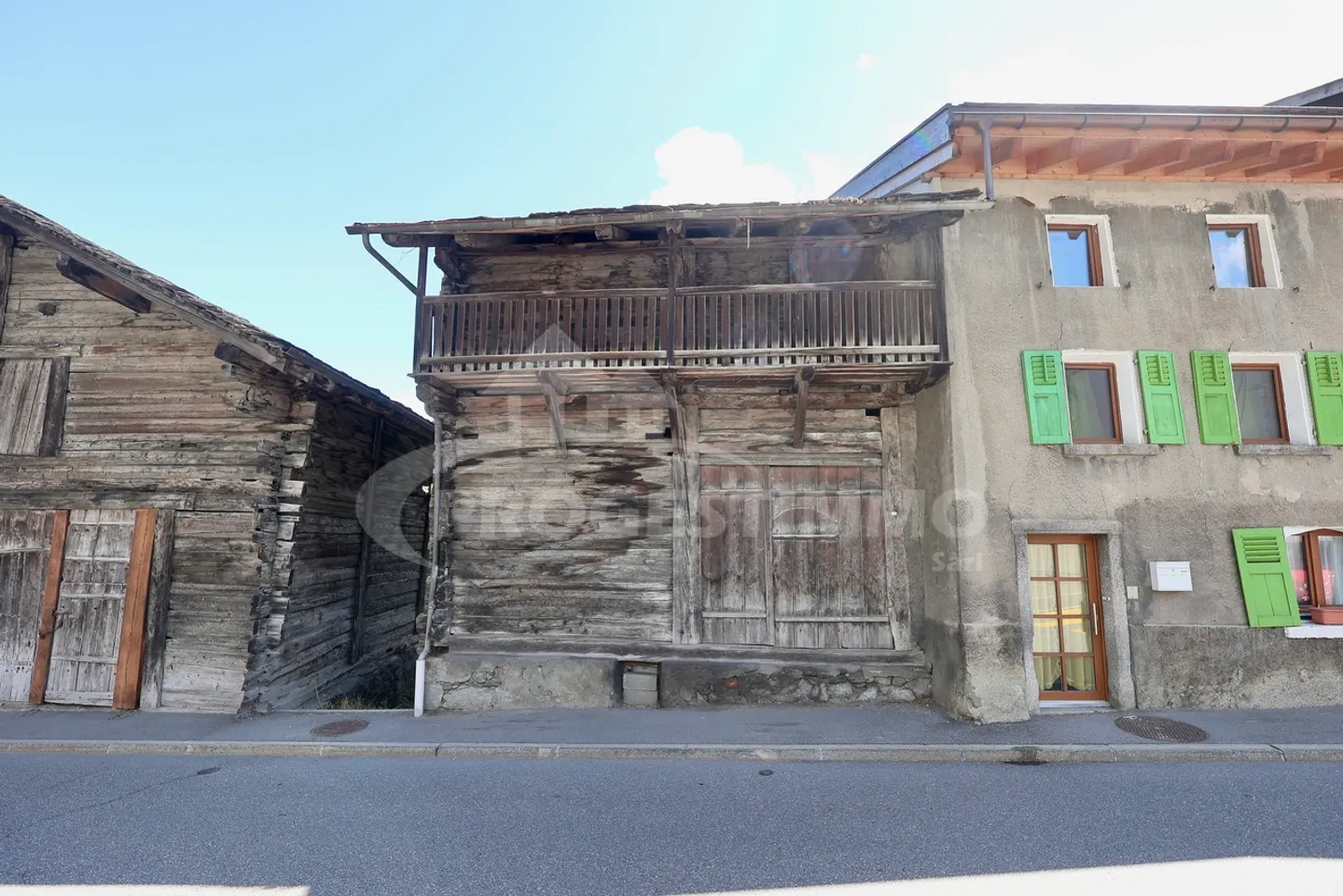 RACCARD VOLLSTÄNDIG RENOVIEREN - Foto 1 von 6