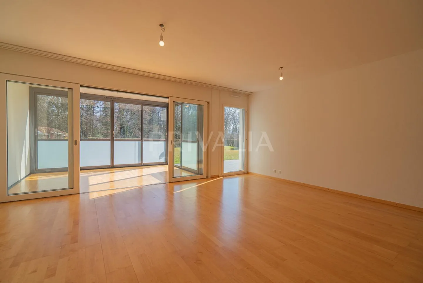 Bell'appartamento di 4,5 locali al piano terra con giardino - Foto 2 di 6