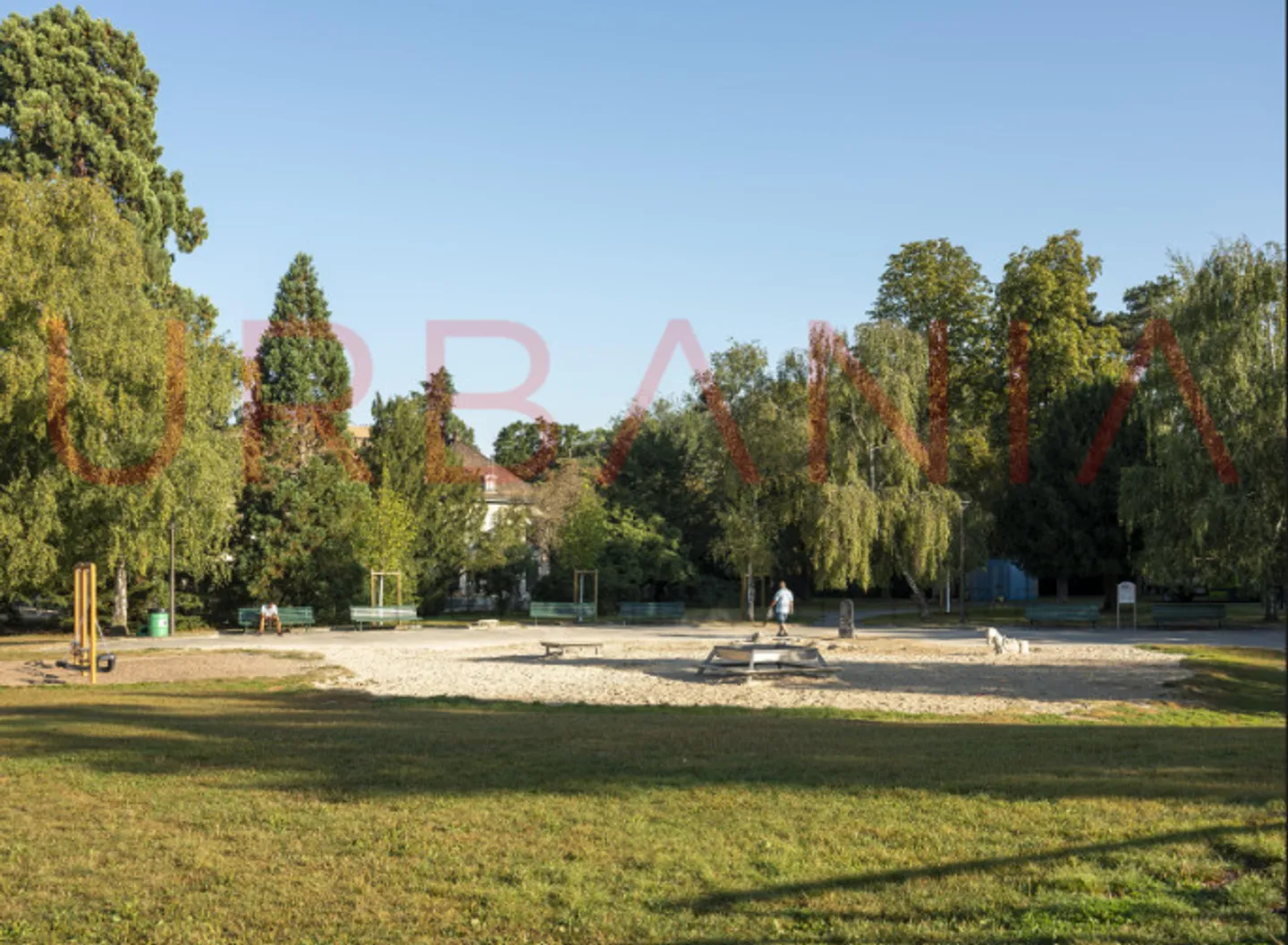 OPPORTUNITÀ UNICA - VENDITA DI UN AMPIO APPARTAMENTO CON 6 STANZE - Foto 1 di 1