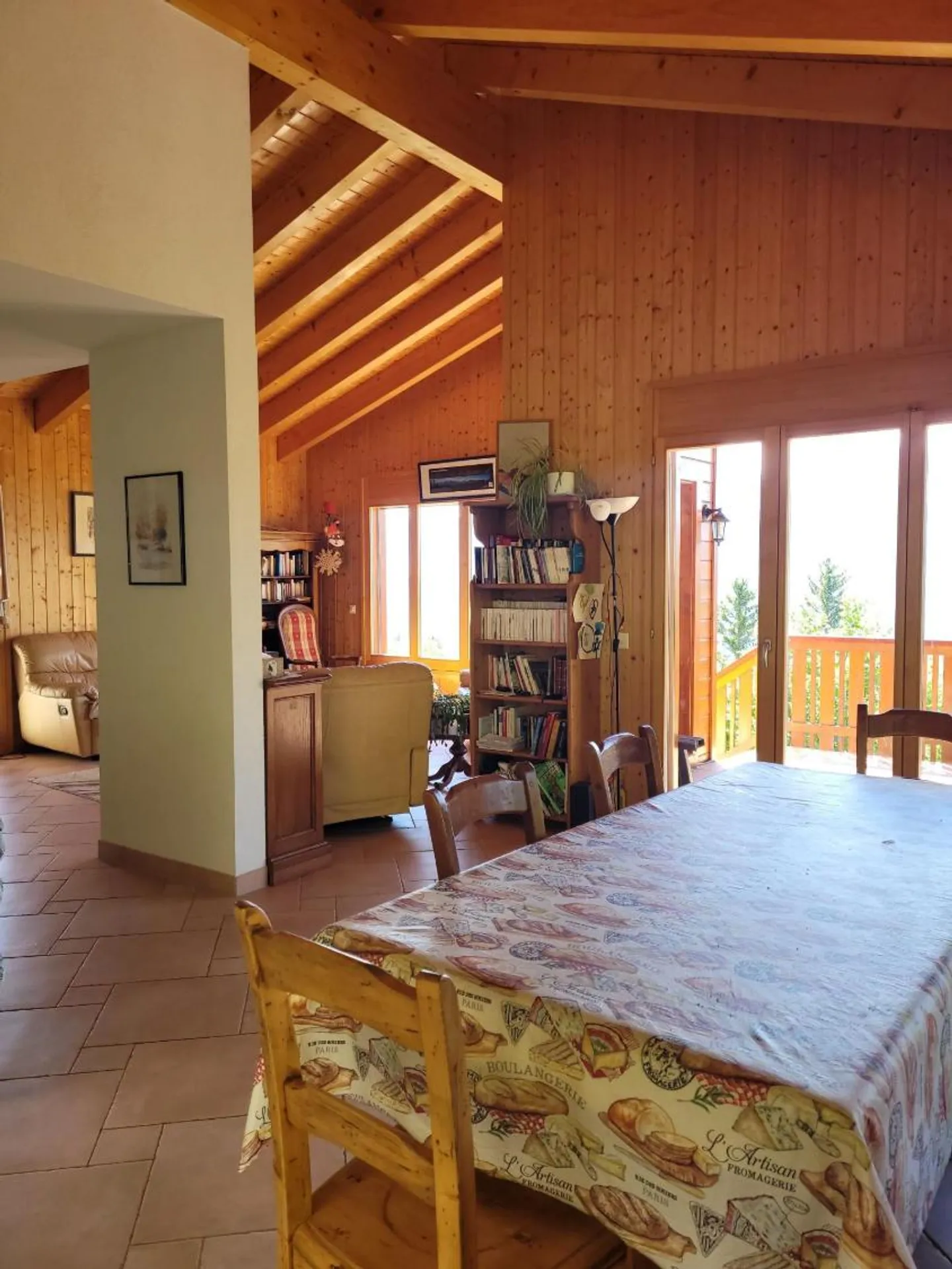 Chalet 4.5 rooms - Photo 3 of 12
