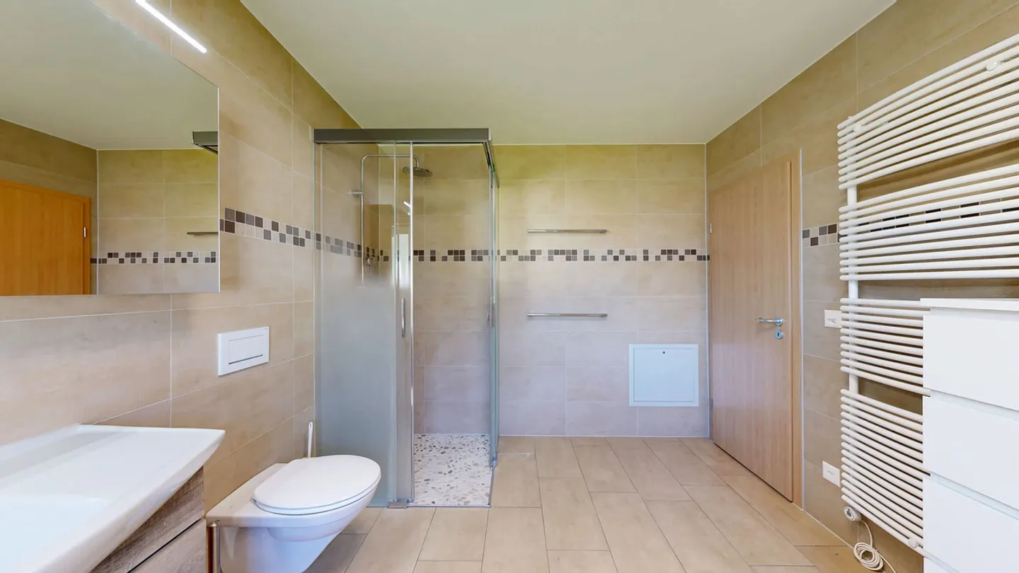 Beautiful 4.5-room single-family house with 2.5-room apartment - Photo 11 of 25