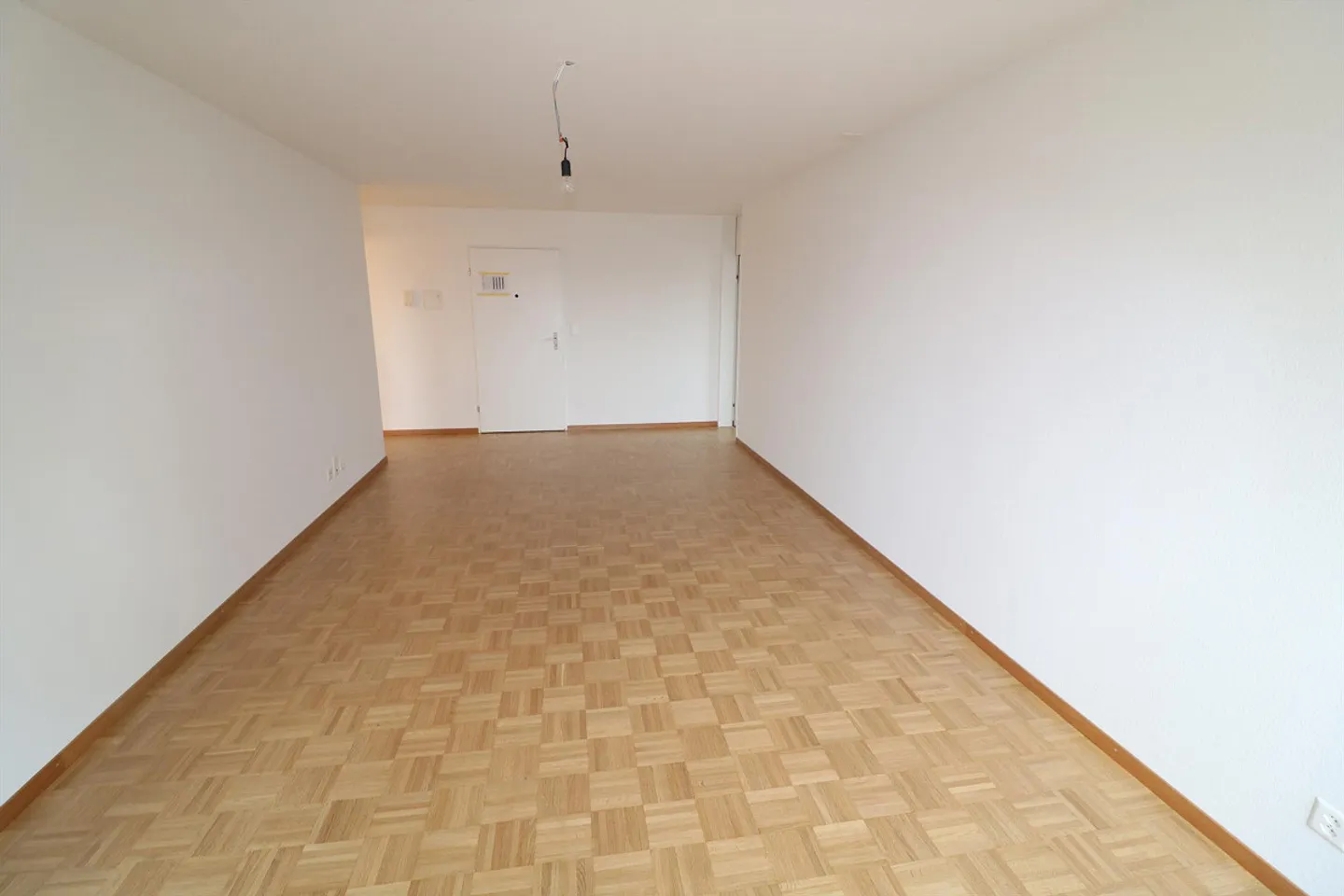 Renoviertes Apartment mit Aussicht - Foto 3 von 4