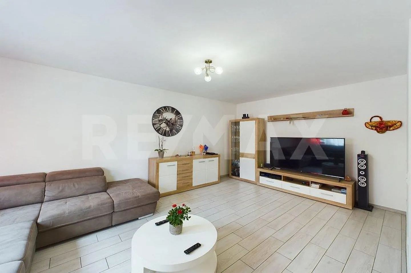 Appartamento spazioso di 4,5 locali in un complesso residenziale tranquillo! - Foto 5 di 13