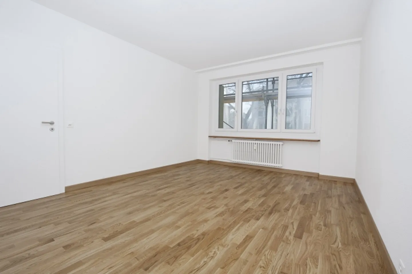 Apartment for rent - Photo 6 of 8