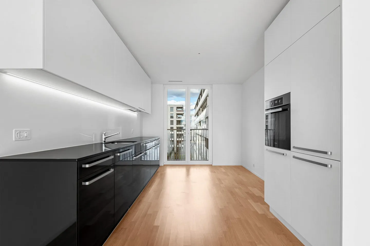 Modernes Apartment in Bülach - Foto 3 von 9