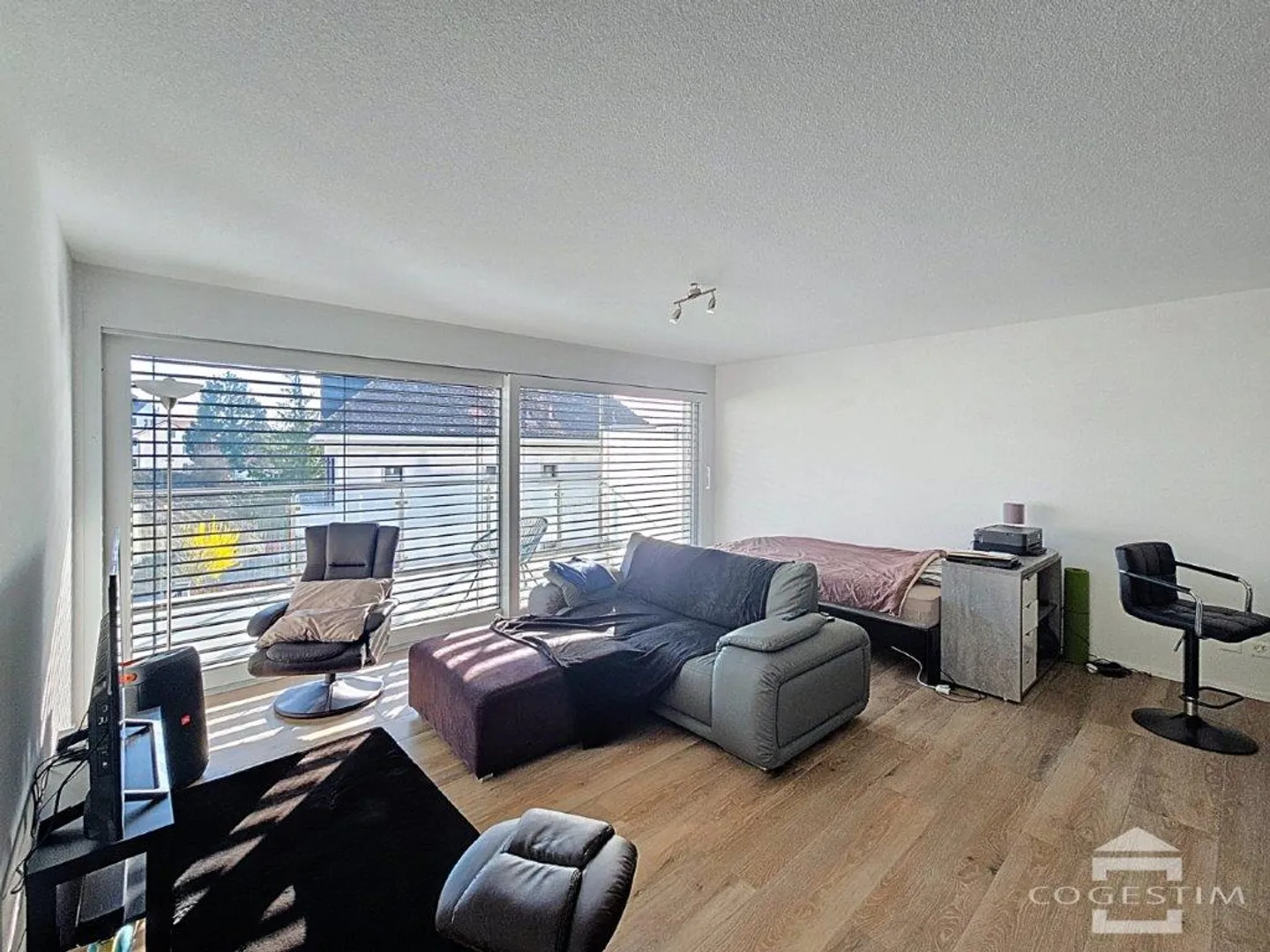 1-room apartment - Photo 1 of 7