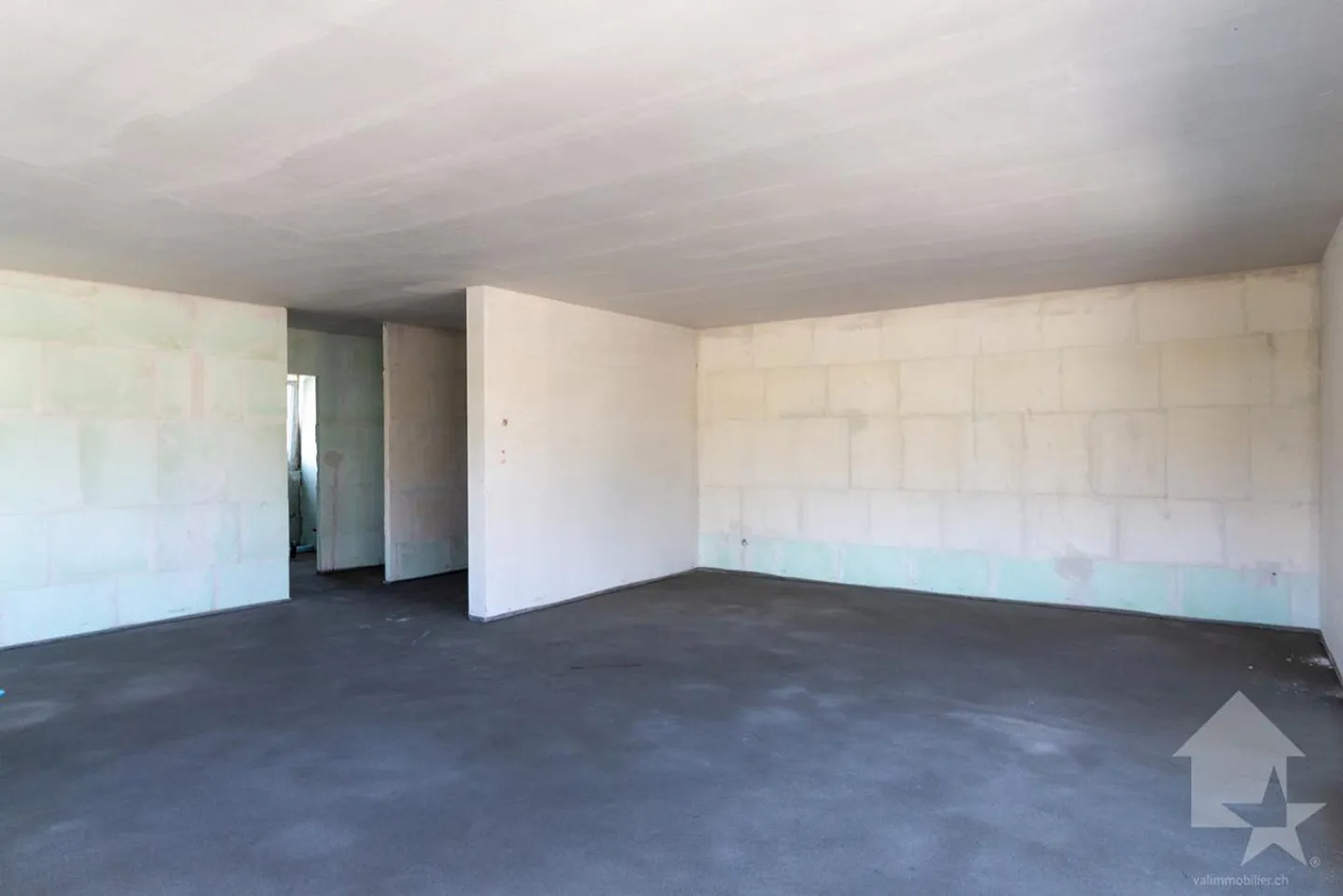 Penthouse 4.5 pièces avec orientation ouest et vue dégagée sur les Alpes - Photo 3 sur 9