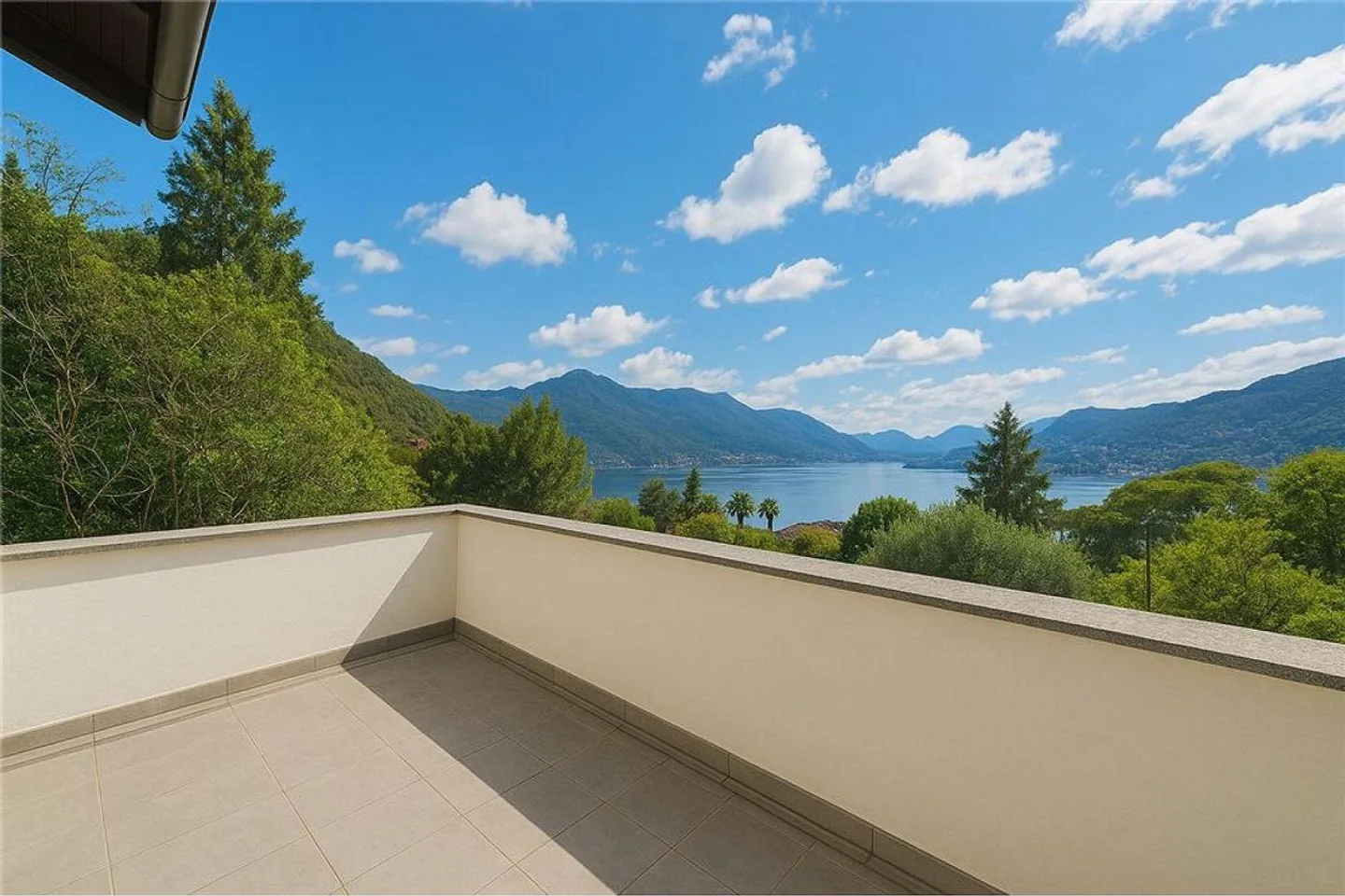 Appartamento luminoso 3.5 locali con terrazzo - Foto 4 di 15