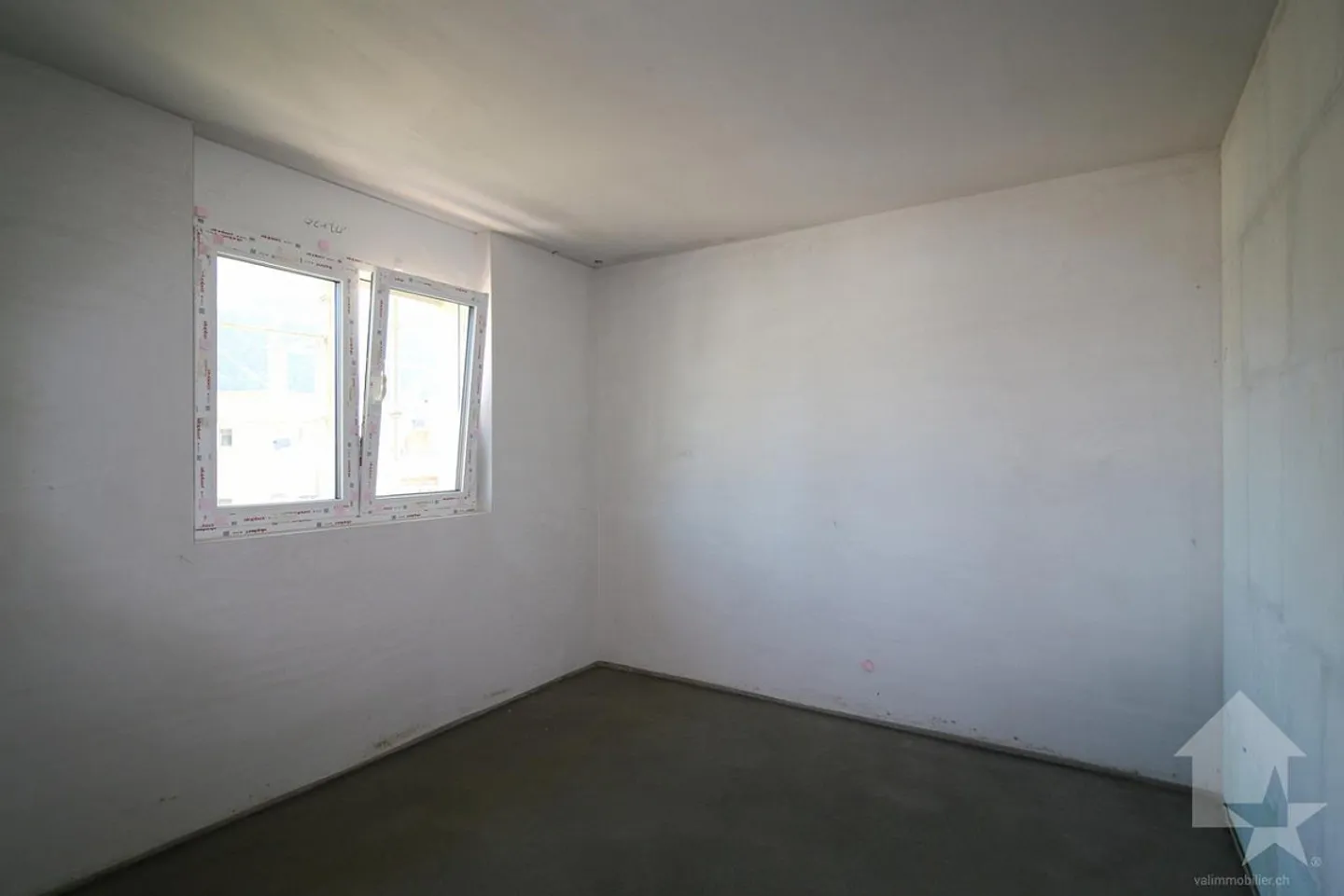 Penthouse 4.5 pièces avec orientation ouest et vue dégagée sur les Alpes - Photo 7 sur 9