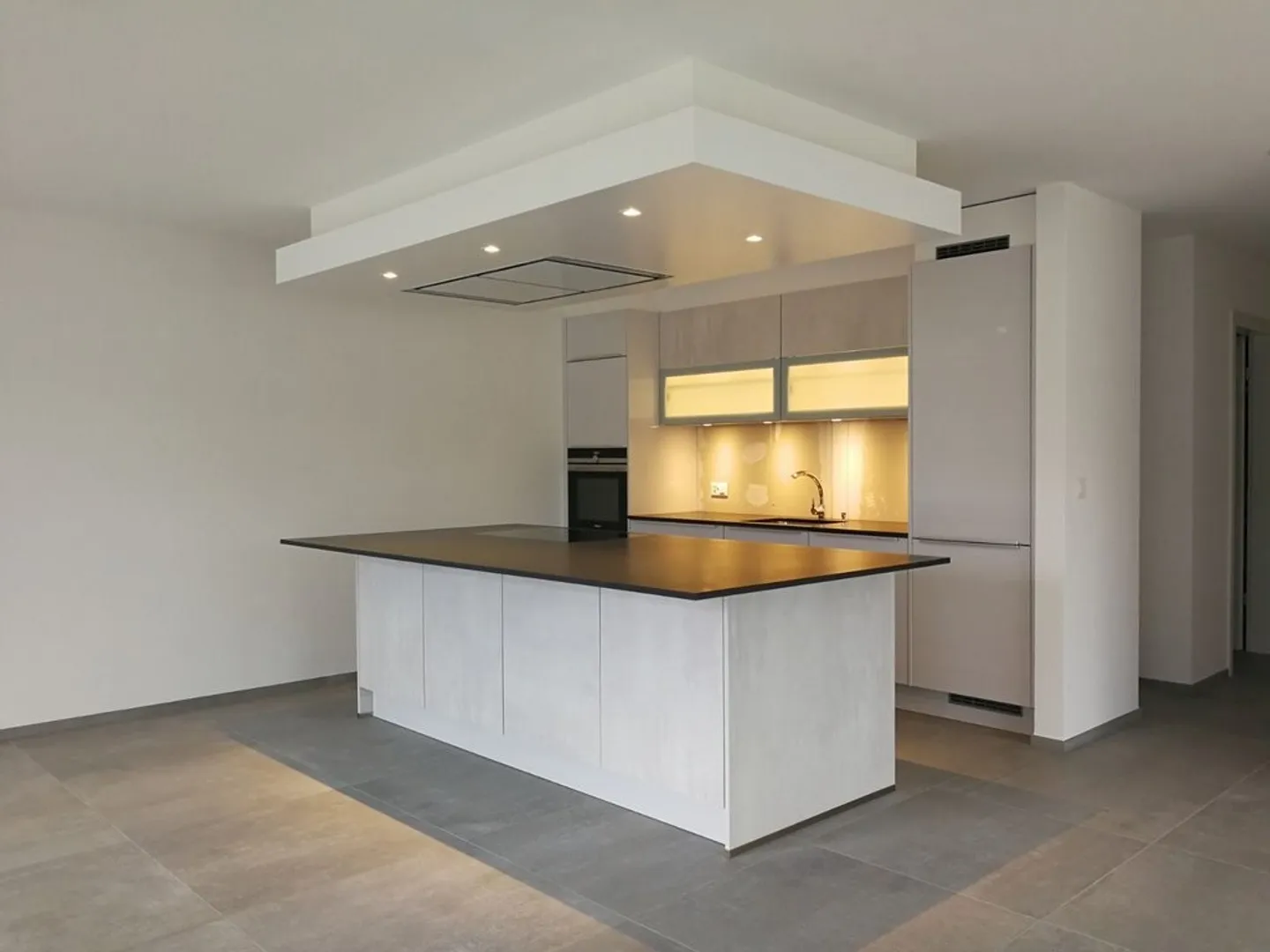 Herrliche 4.5-Zimmer-Wohnung mit Aussicht - Foto 4 von 9