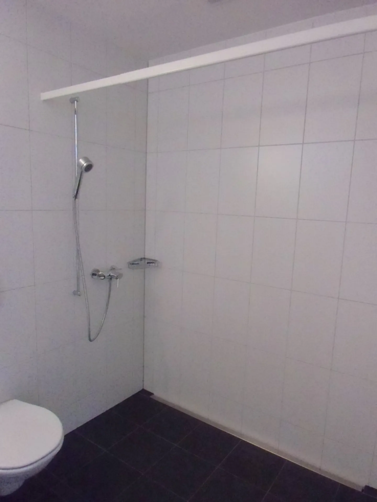 Attractive 2.5 room apartment in the green - Photo 7 of 7