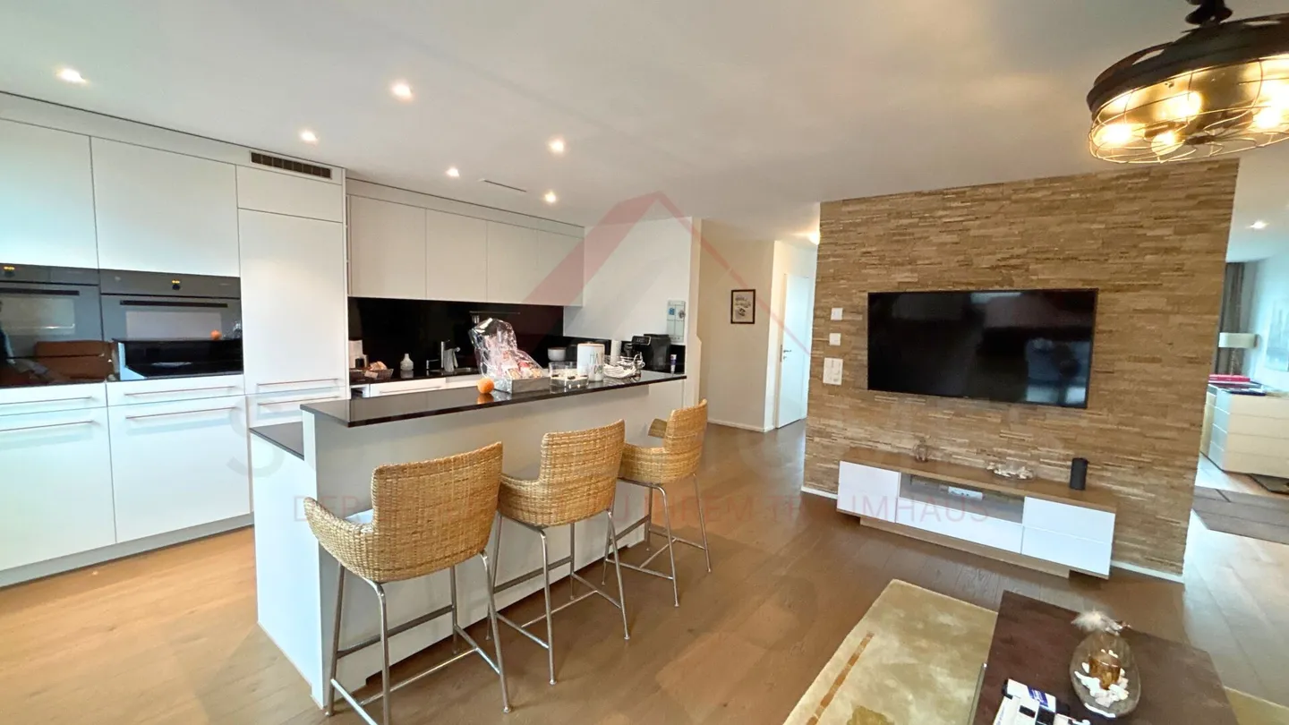 Modern Duplex Apartment with Loggia - Photo 7 of 28
