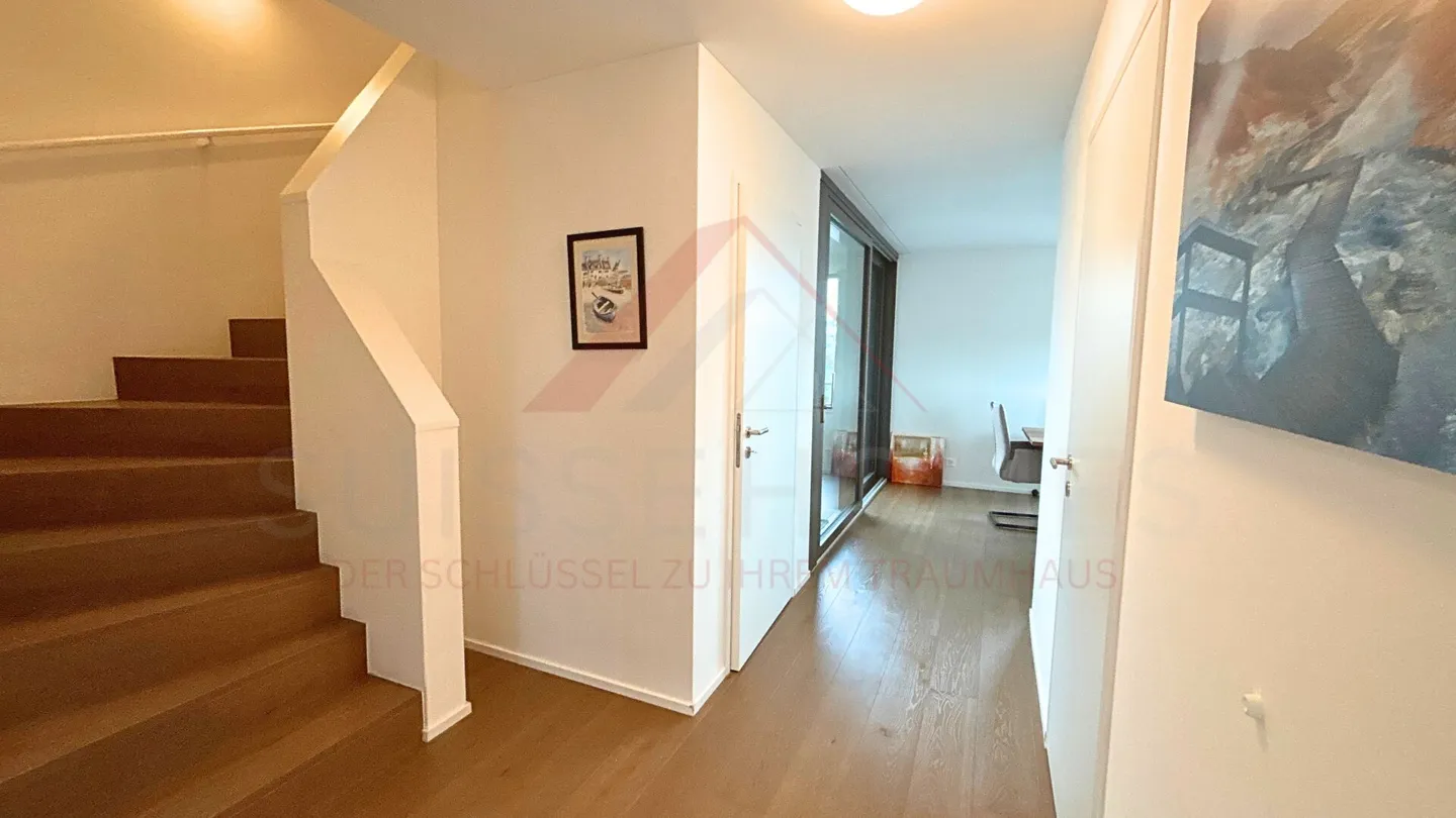 Modern Duplex Apartment with Loggia - Photo 15 of 28