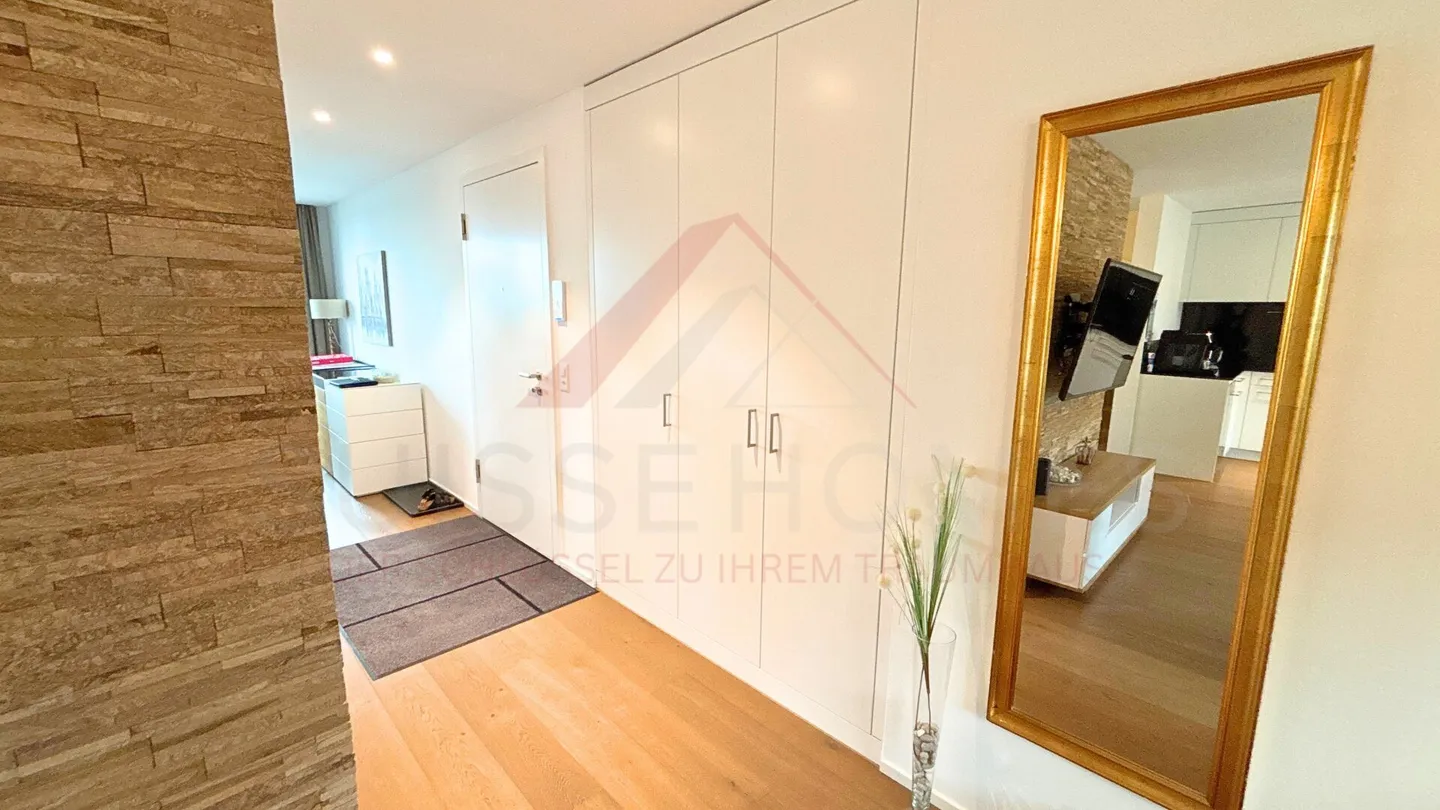Modern Duplex Apartment with Loggia - Photo 11 of 28