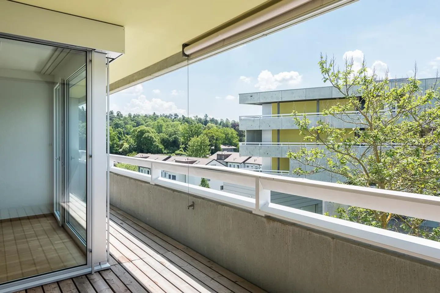 Zentrales Apartment mit Balkon - Foto 6 von 6