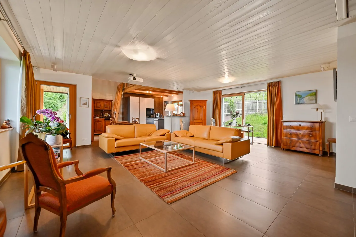 LUTRY - UNIQUE! MAGNIFIQUE VILLA AU COEUR DES VIGNES - Photo 6 sur 13