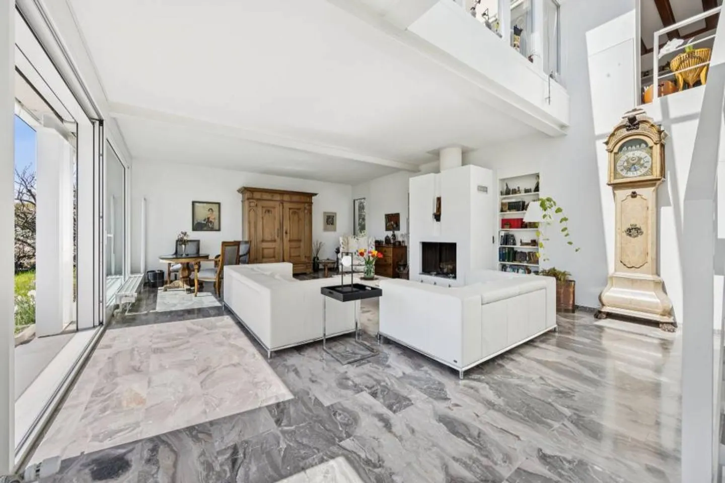 Élégante Villa avec Vue Panoramique sur le Lac Léman dans un Quartier Privilégié - Photo 5 sur 5