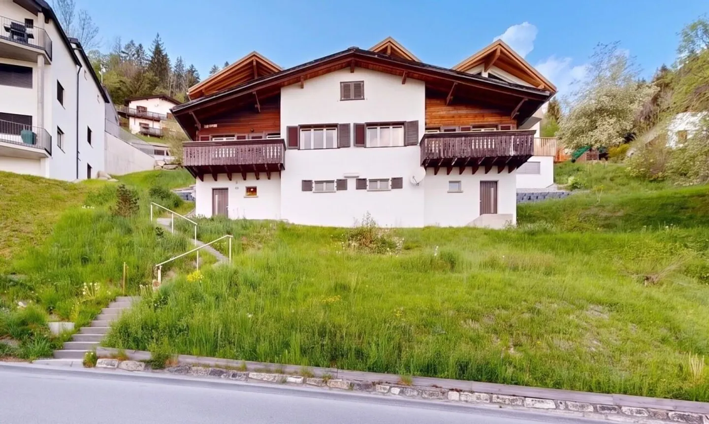 Charmantes Chalet mit Bergsicht - Foto 2 von 11