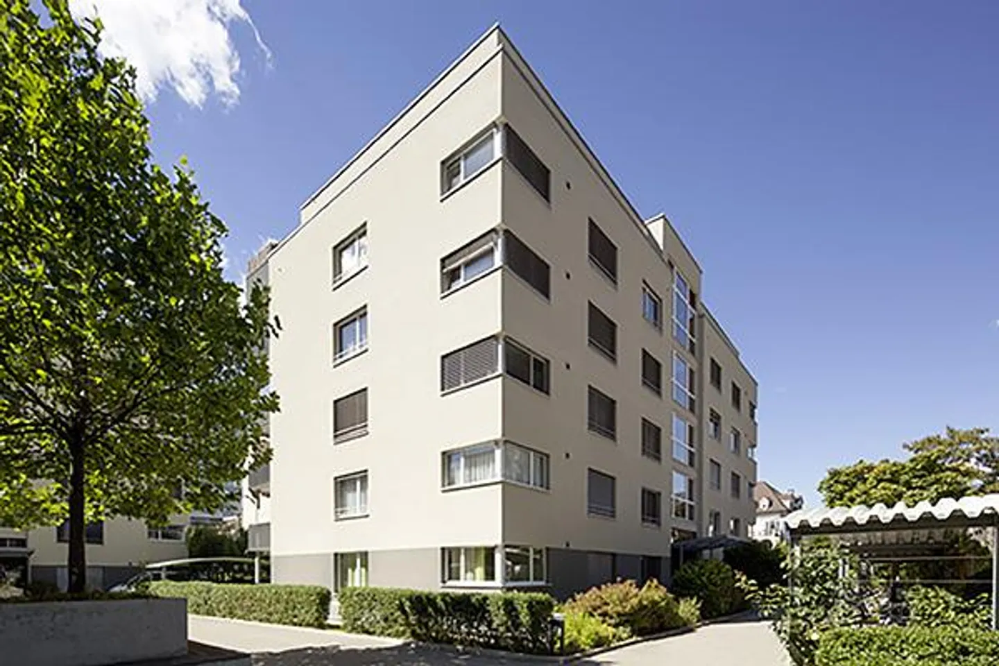 Geräumige Wohnung in zentraler Lage - Foto 1 von 9