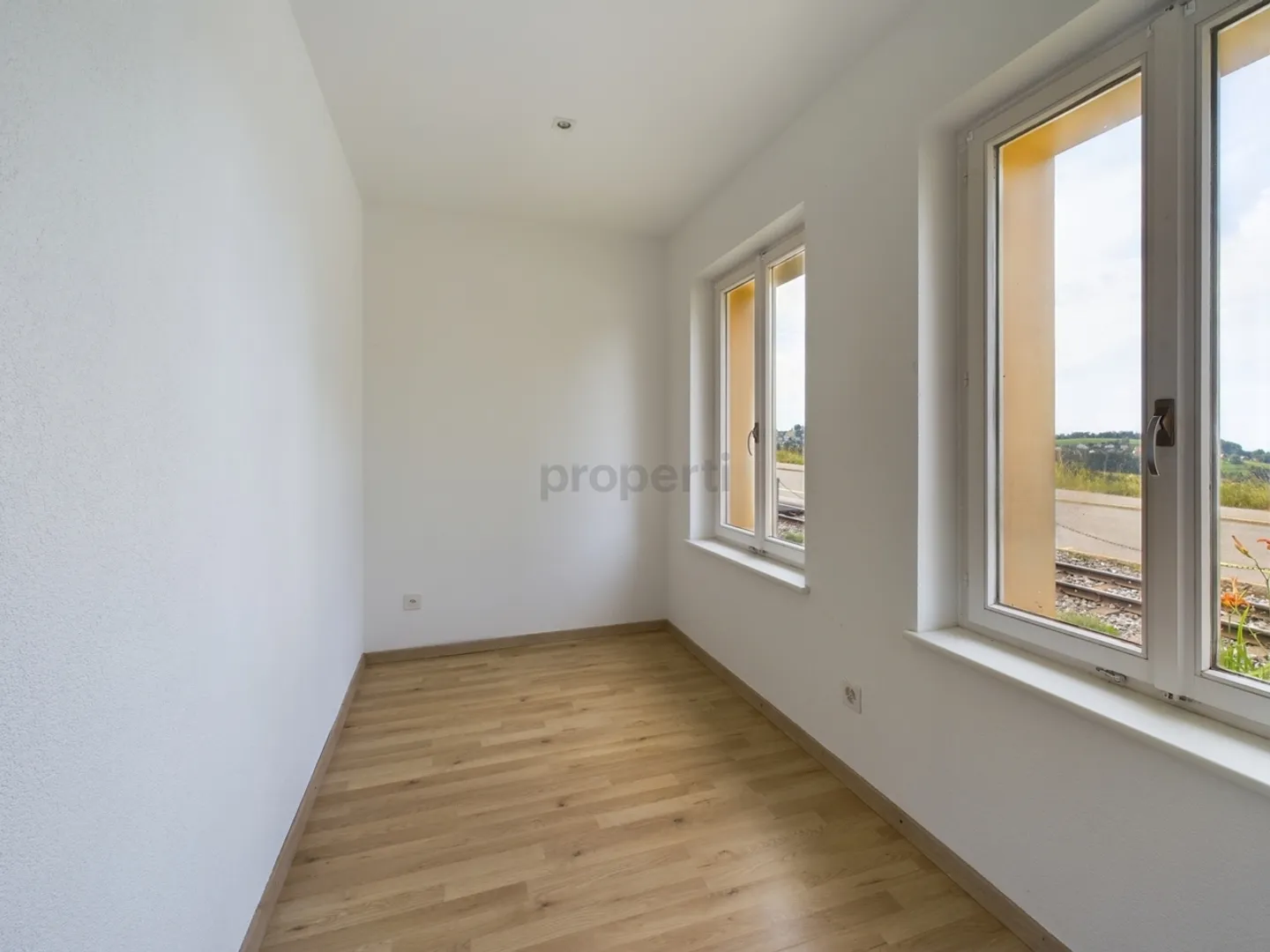 Attraktives Wohnhaus in begehrter Trogener Lage  Ihre solide Investitionsmöglichkeit - Foto 8 von 13