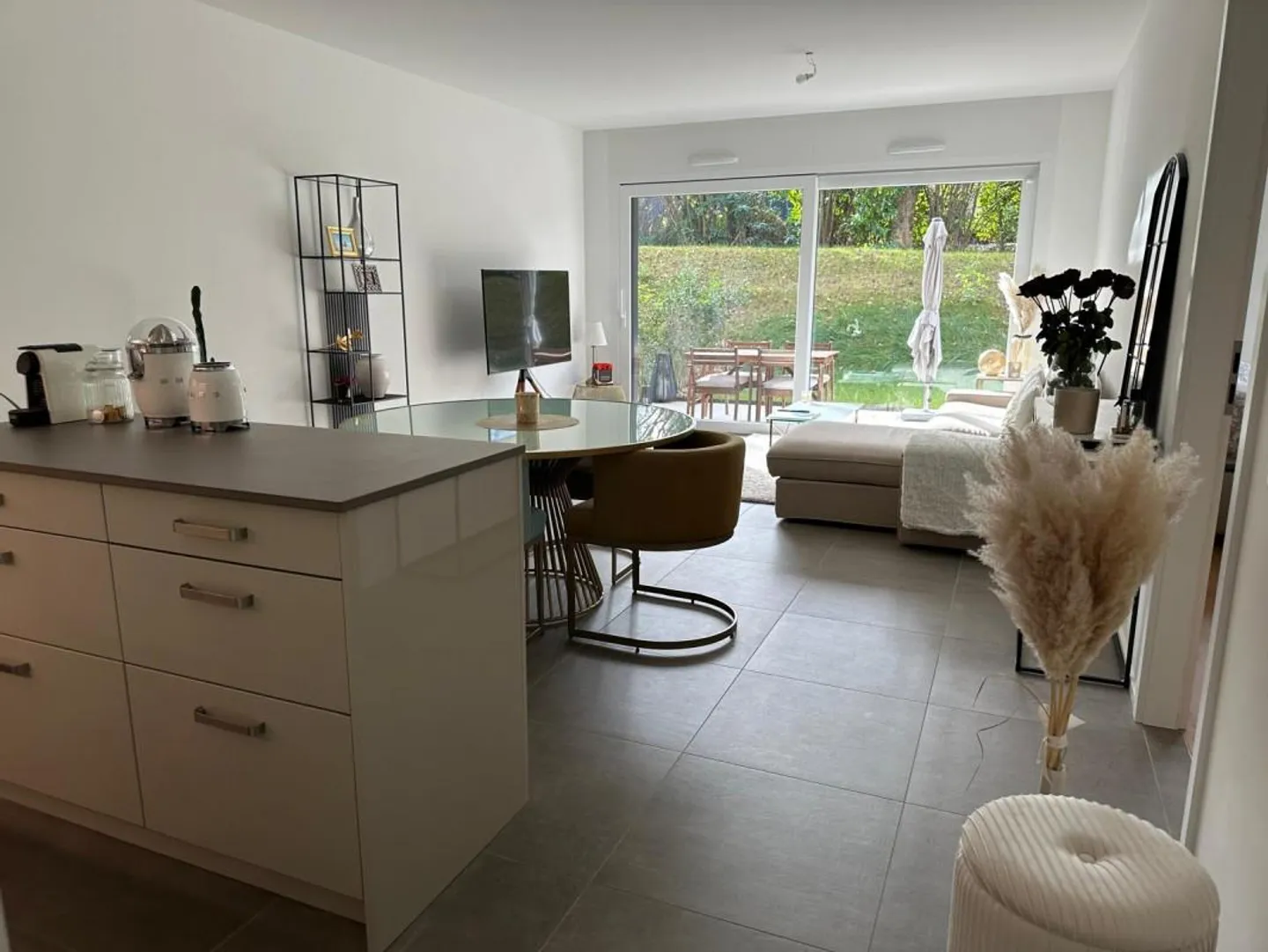 New 3-room apartment on garden level located in Corsier 1246 - Photo 1 of 8