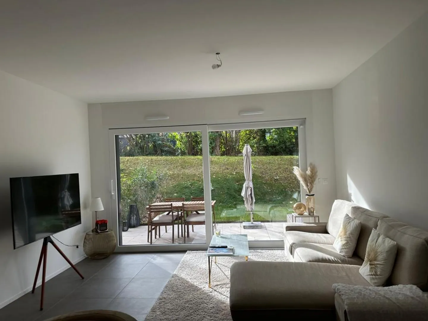 New 3-room apartment on garden level located in Corsier 1246 - Photo 5 of 8