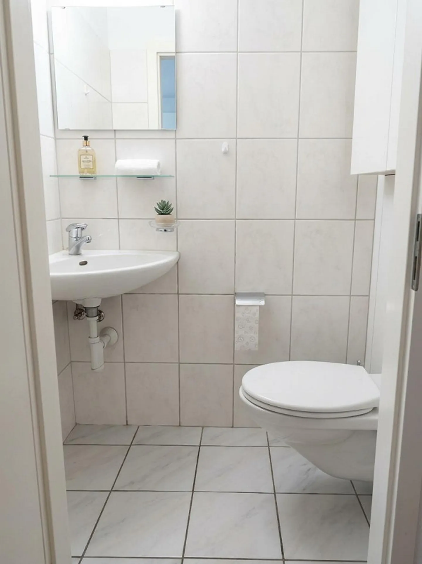Helle Wohnung mit Balkon - Foto 6 von 8