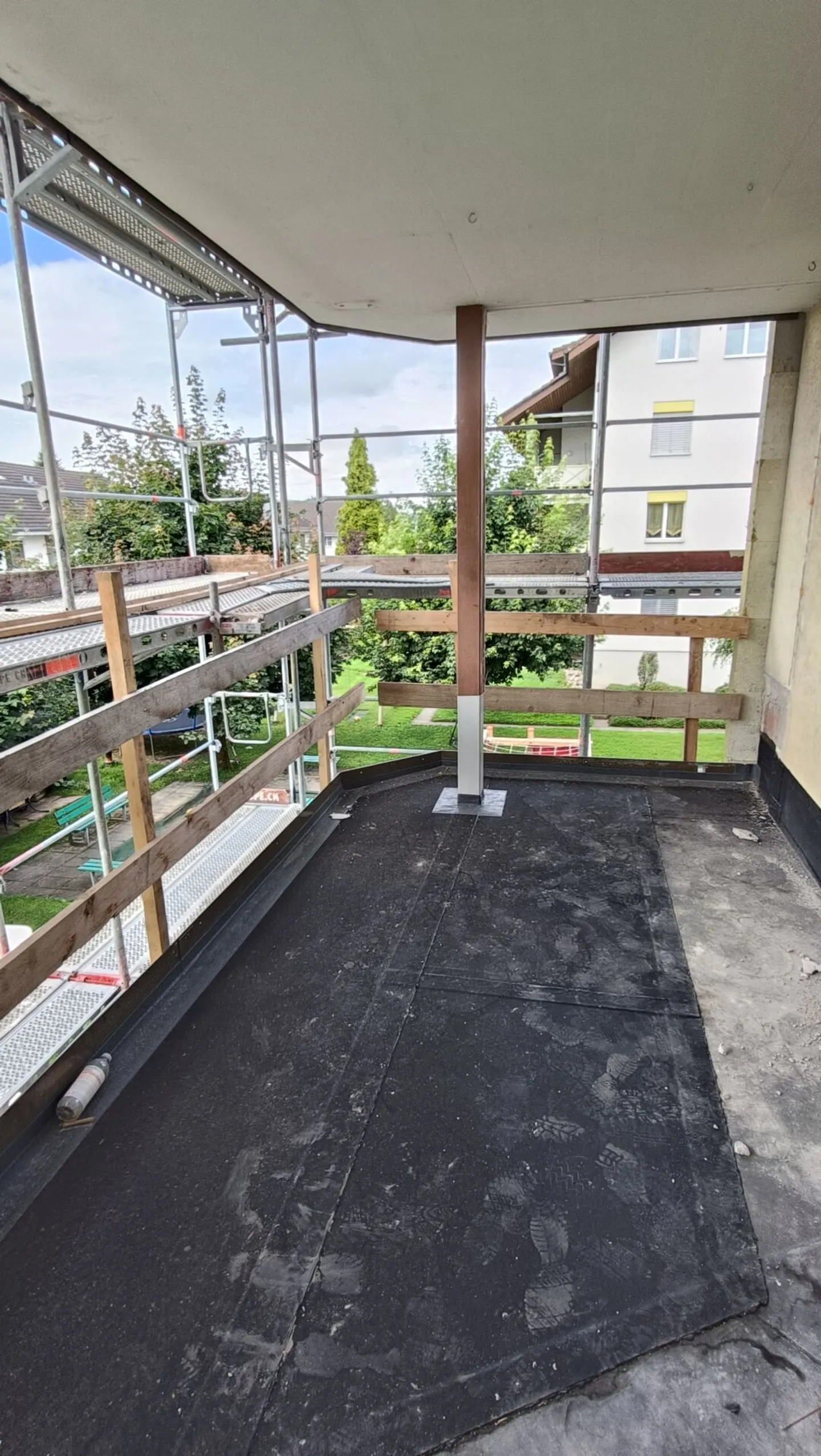 Appartement de 4,5 pièces rénové dans un emplacement central - Photo 8 sur 9