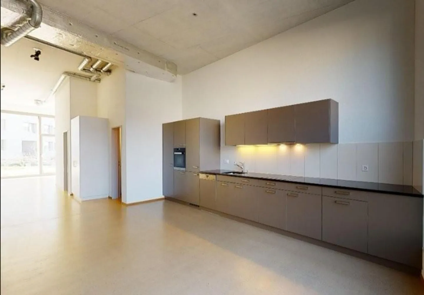 Loft à louer - Photo 4 sur 7
