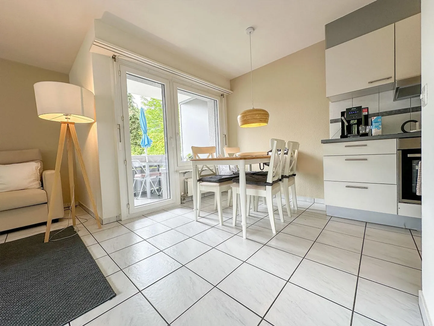 Appartement lumineux de 4 pièces avec balcon à Oberdorf à louer - Photo 3 sur 11