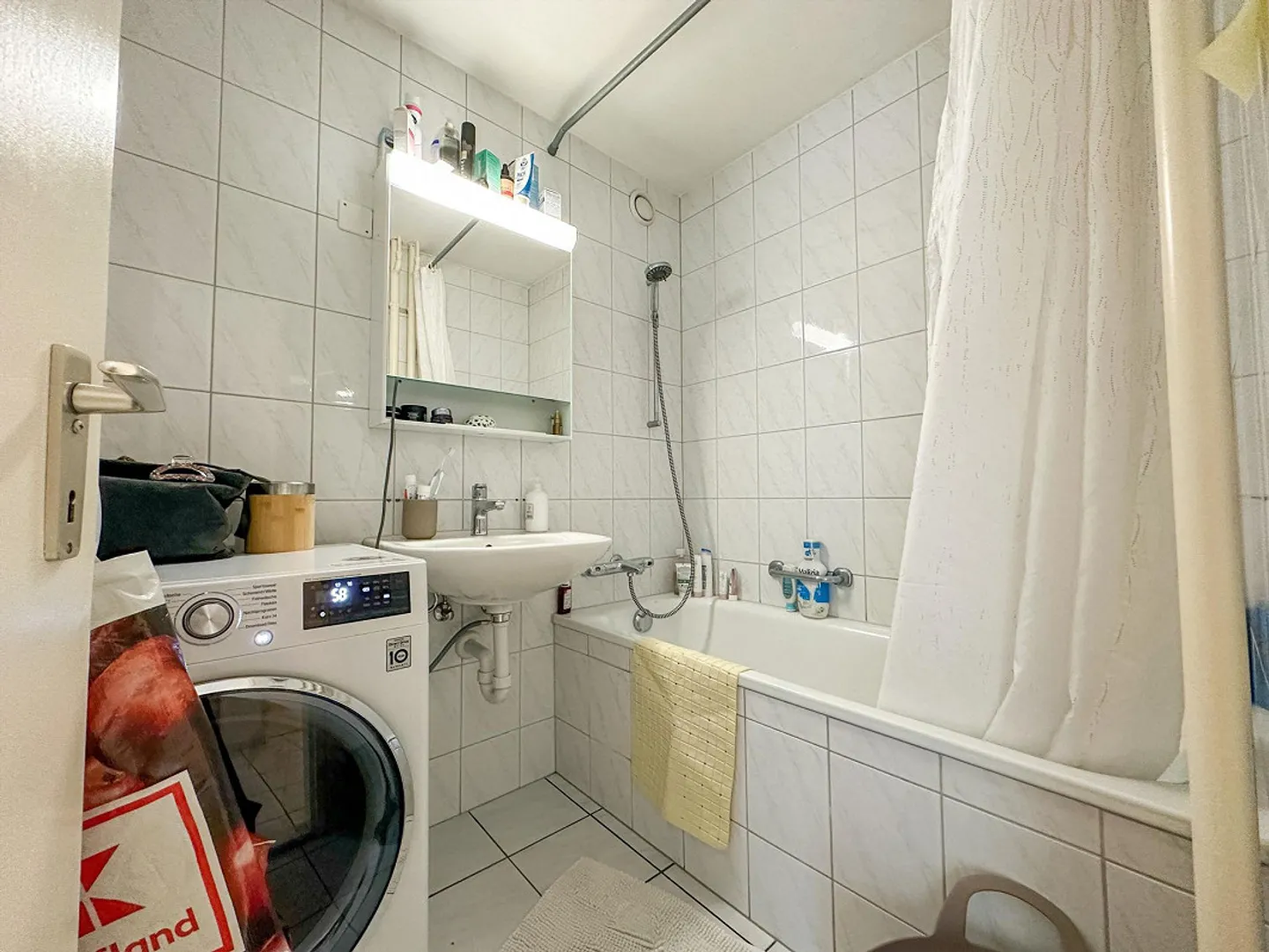 Appartement lumineux de 4 pièces avec balcon à Oberdorf à louer - Photo 8 sur 11