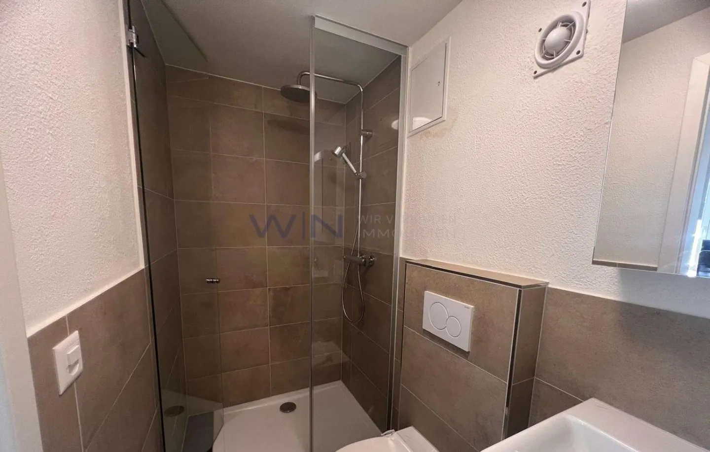 Vielseitiger Büroraum in Glarus - Foto 7 von 7