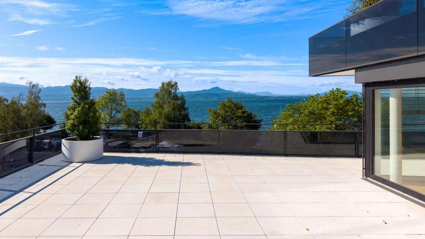 UNICO! Attico nuovo di 5,5 locali con terrazza sul tetto - Foto 8 di 13