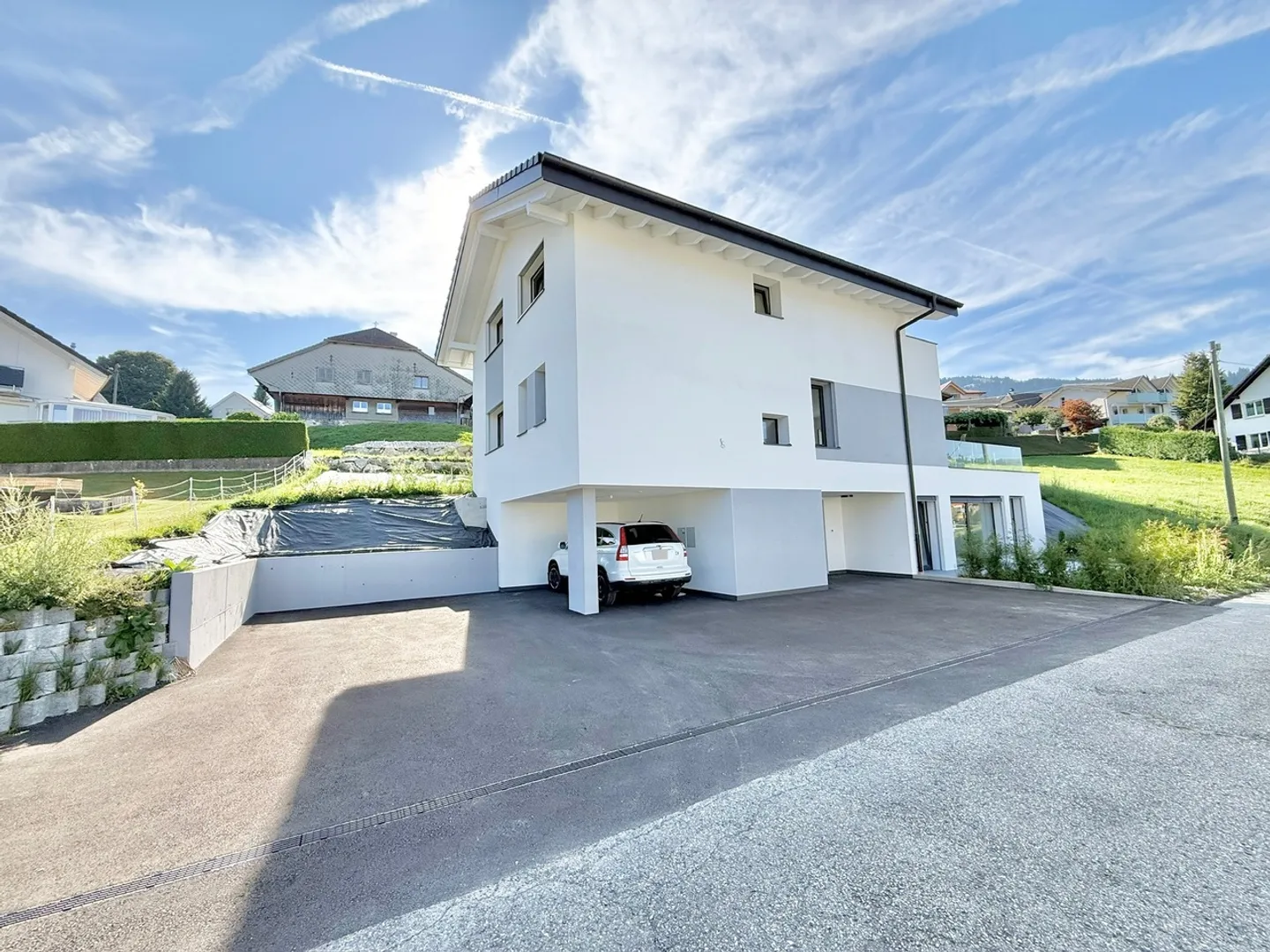 Villa nuova e moderna con 2,5 camere indipendenti, ambiente verde - Foto 21 di 28