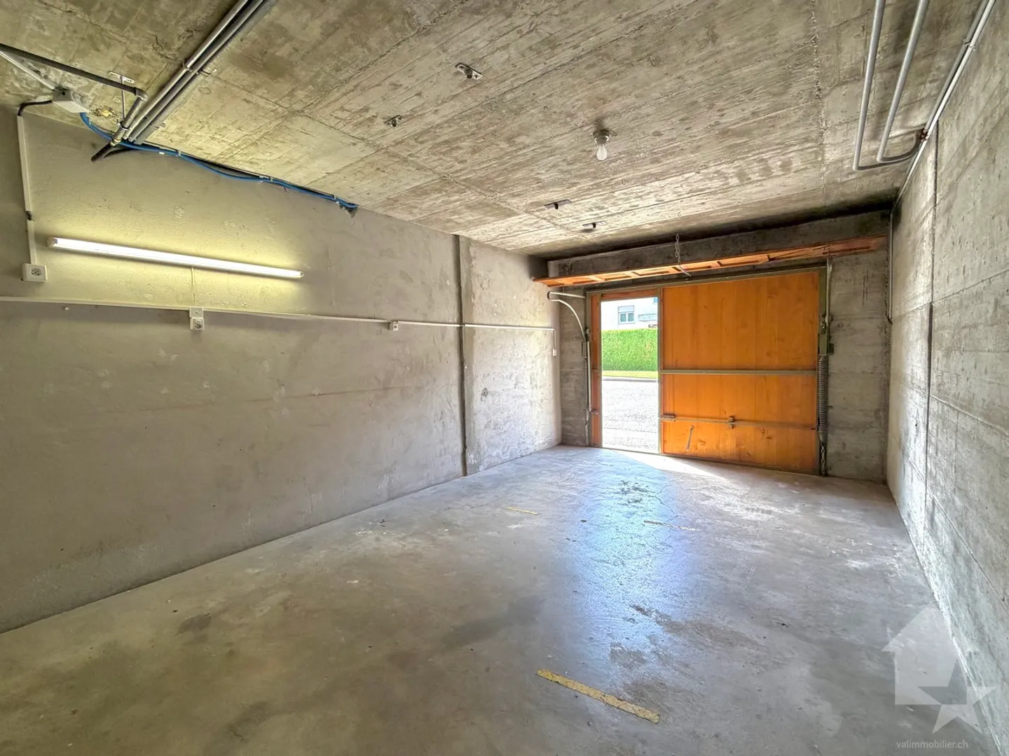 Durchgangswohnung von 115 m2, Garagenbox, Park, Keller und Dachboden! - Foto 17 von 22