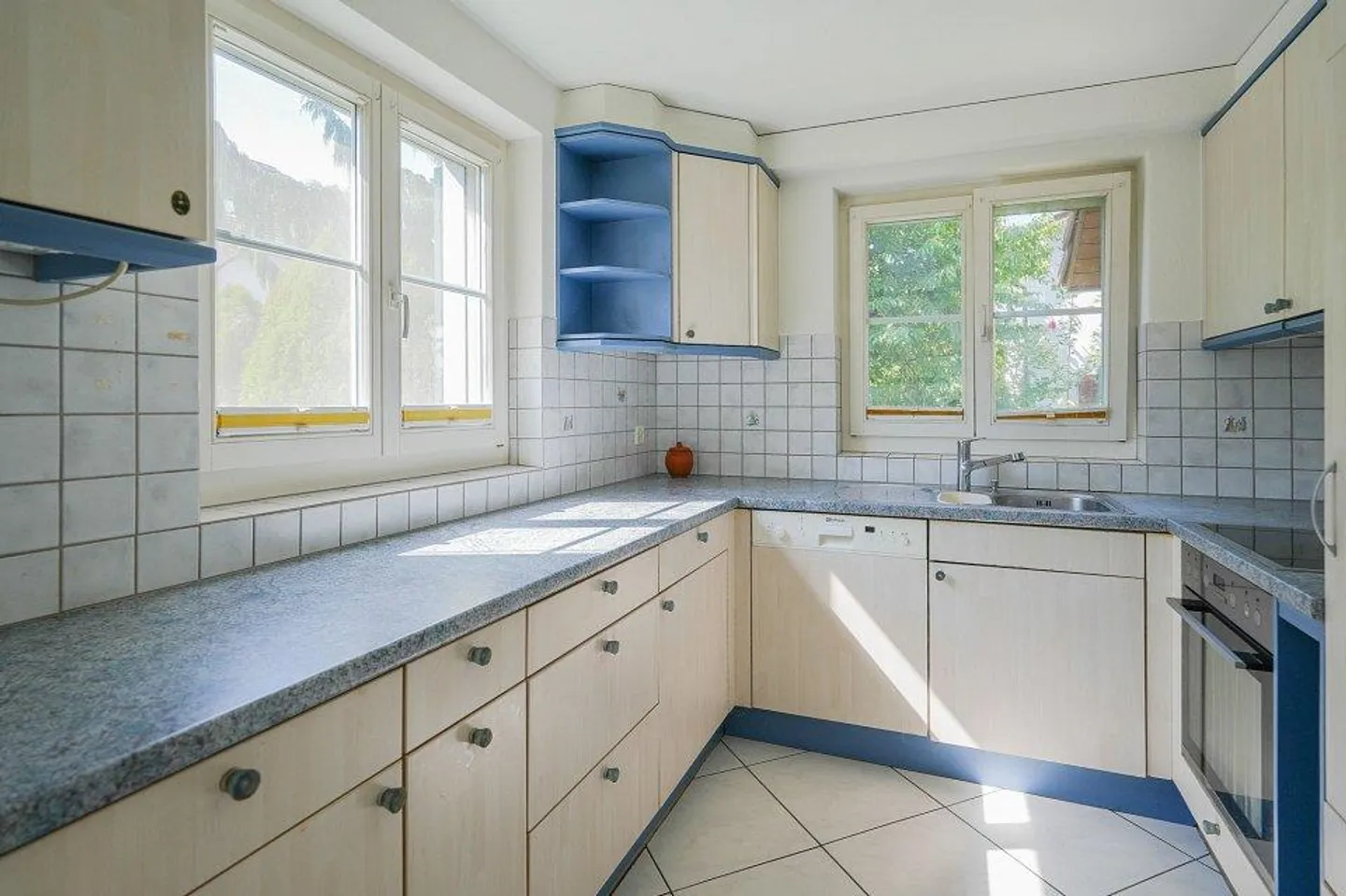 Spazio per la famiglia - Casa ideale 5.5 stanze casa bifamiliare - Foto 3 di 13